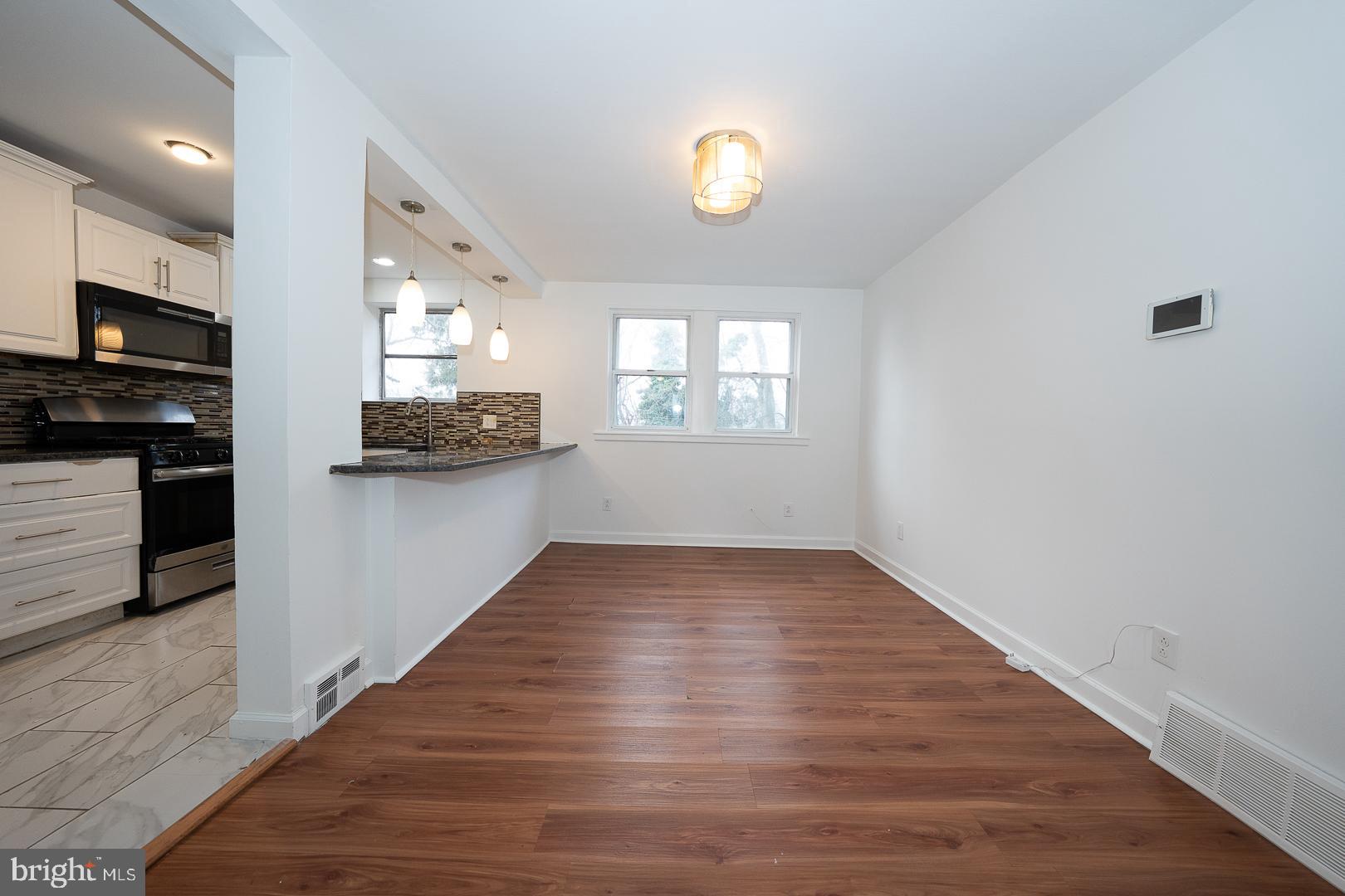 GARRETTFORD - Residential