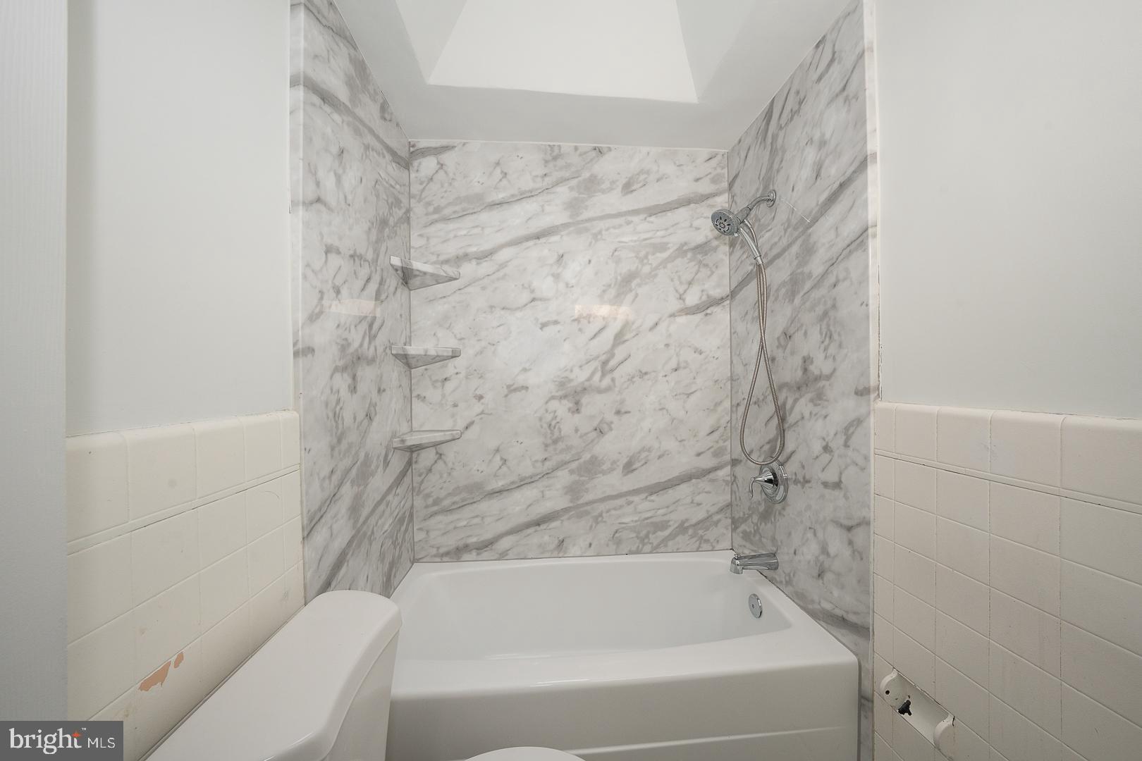 GARRETTFORD - Residential