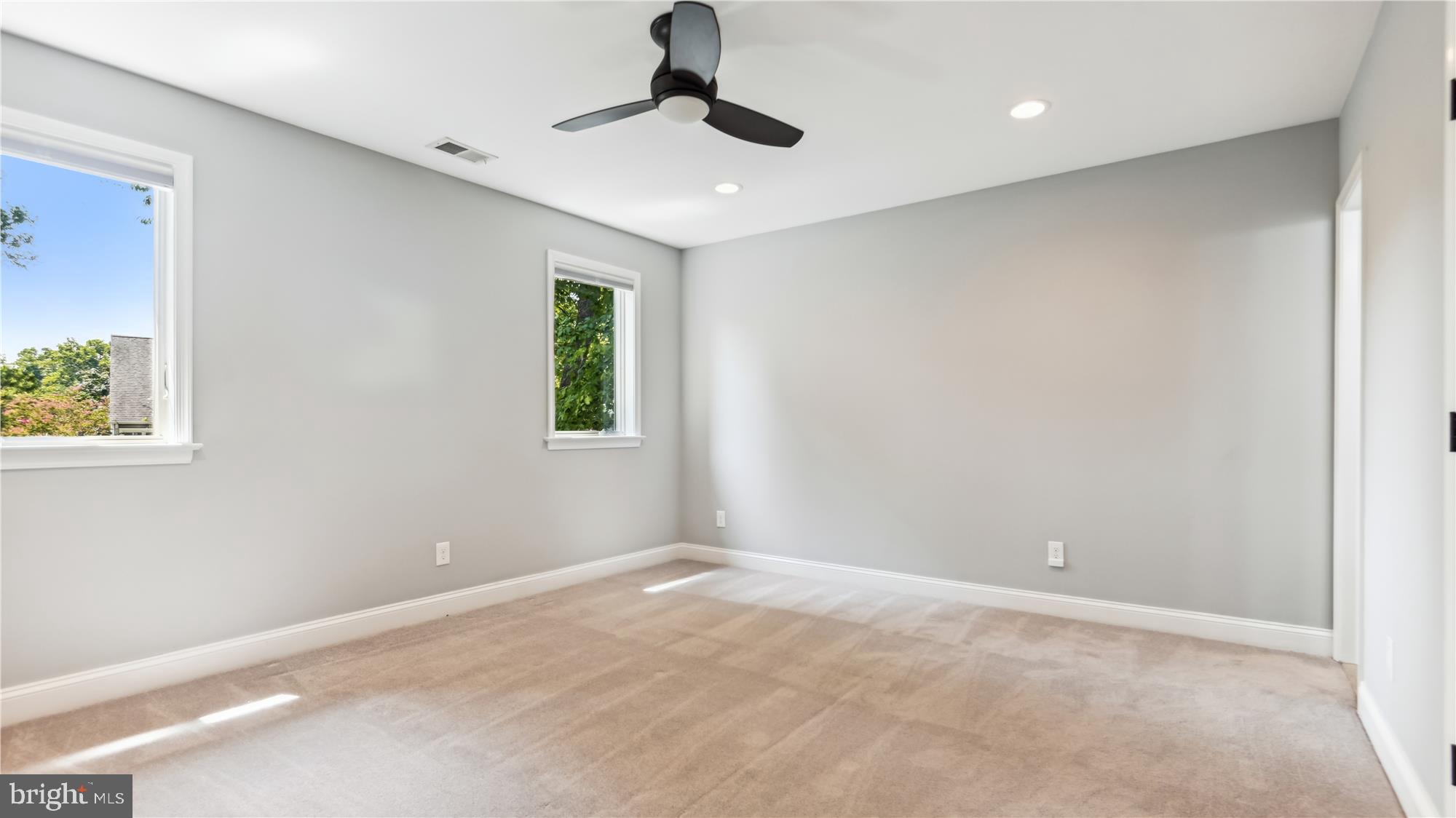 GLEN MAR PARK - Residential