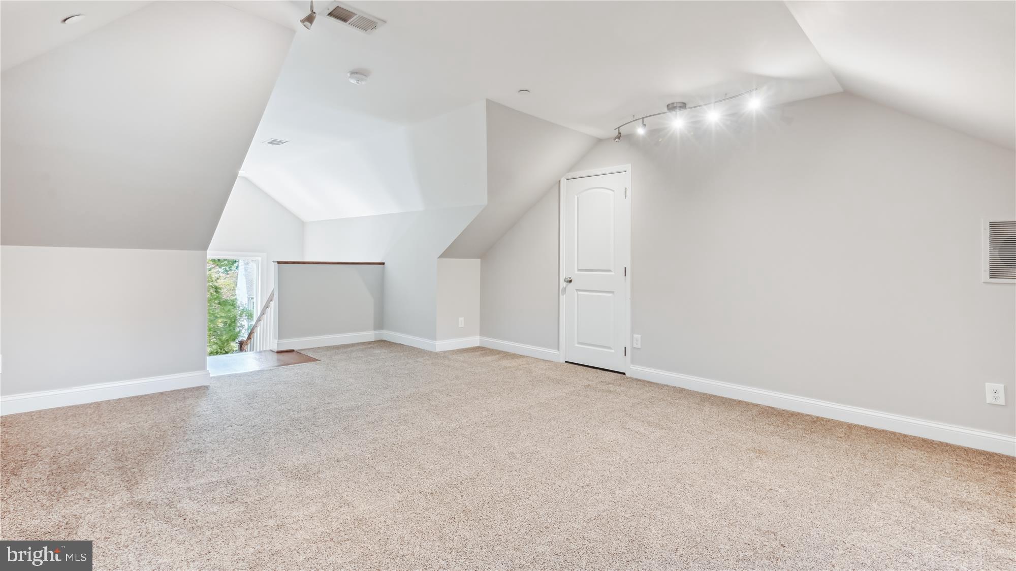 GLEN MAR PARK - Residential