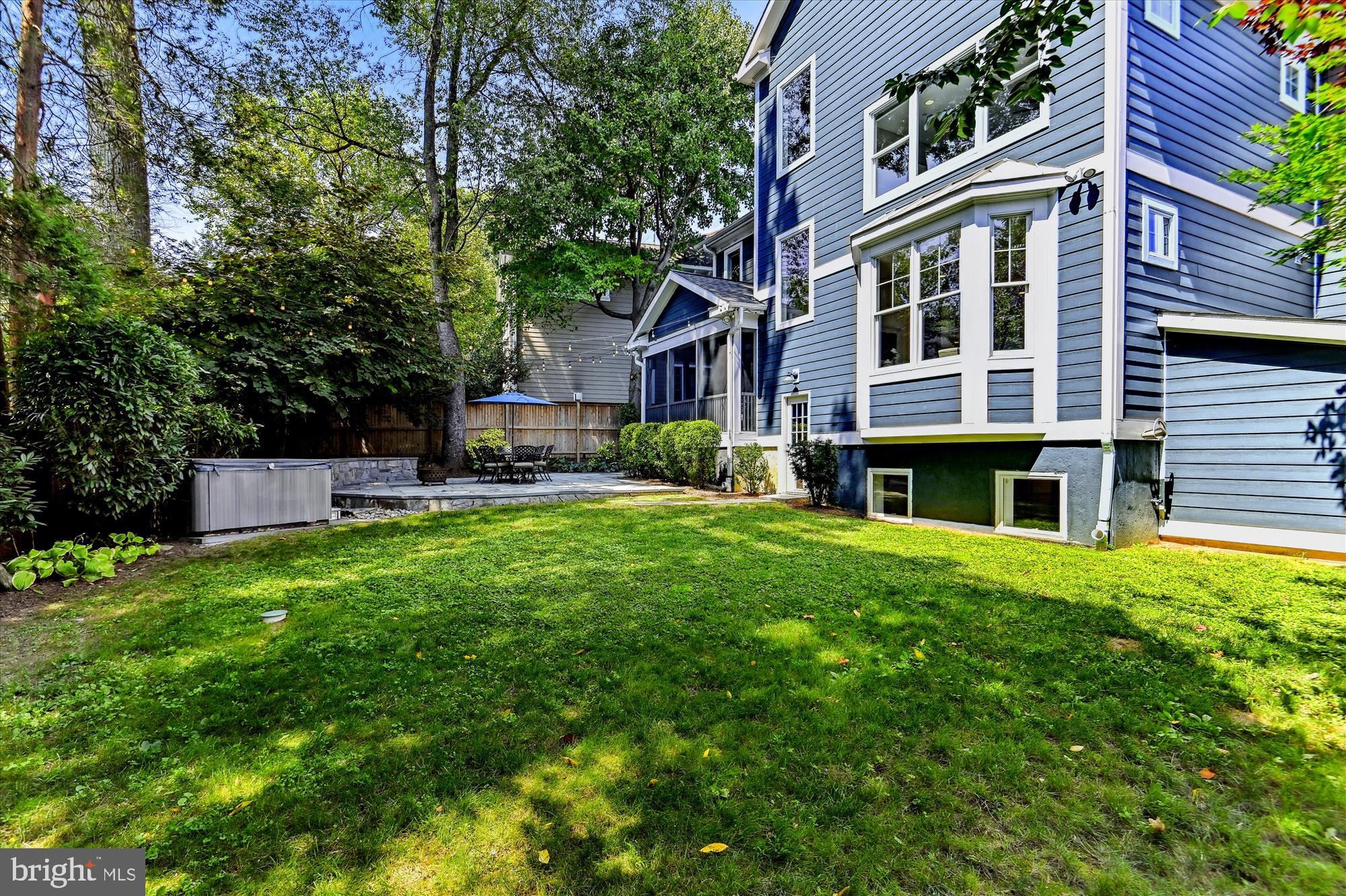 GLEN MAR PARK - Residential