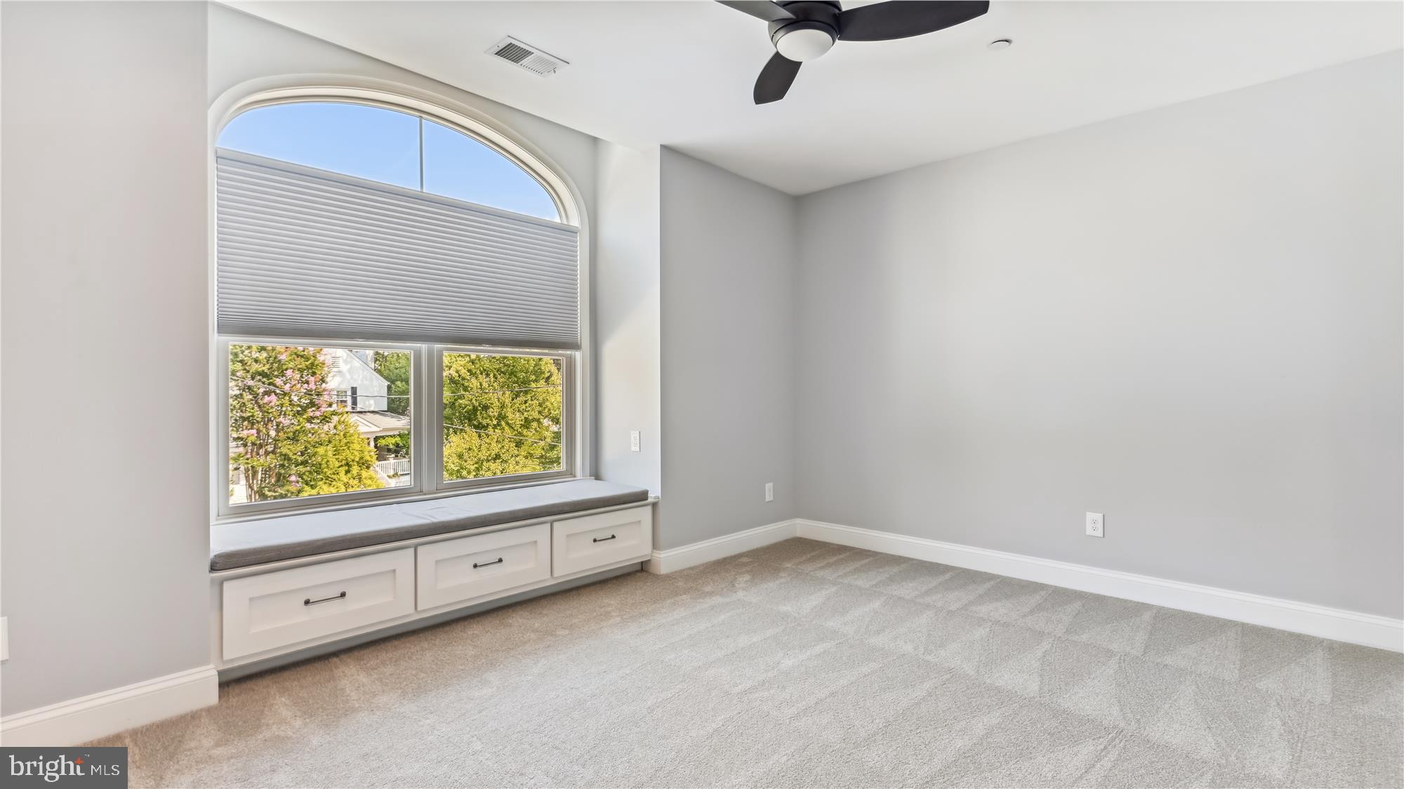 GLEN MAR PARK - Residential