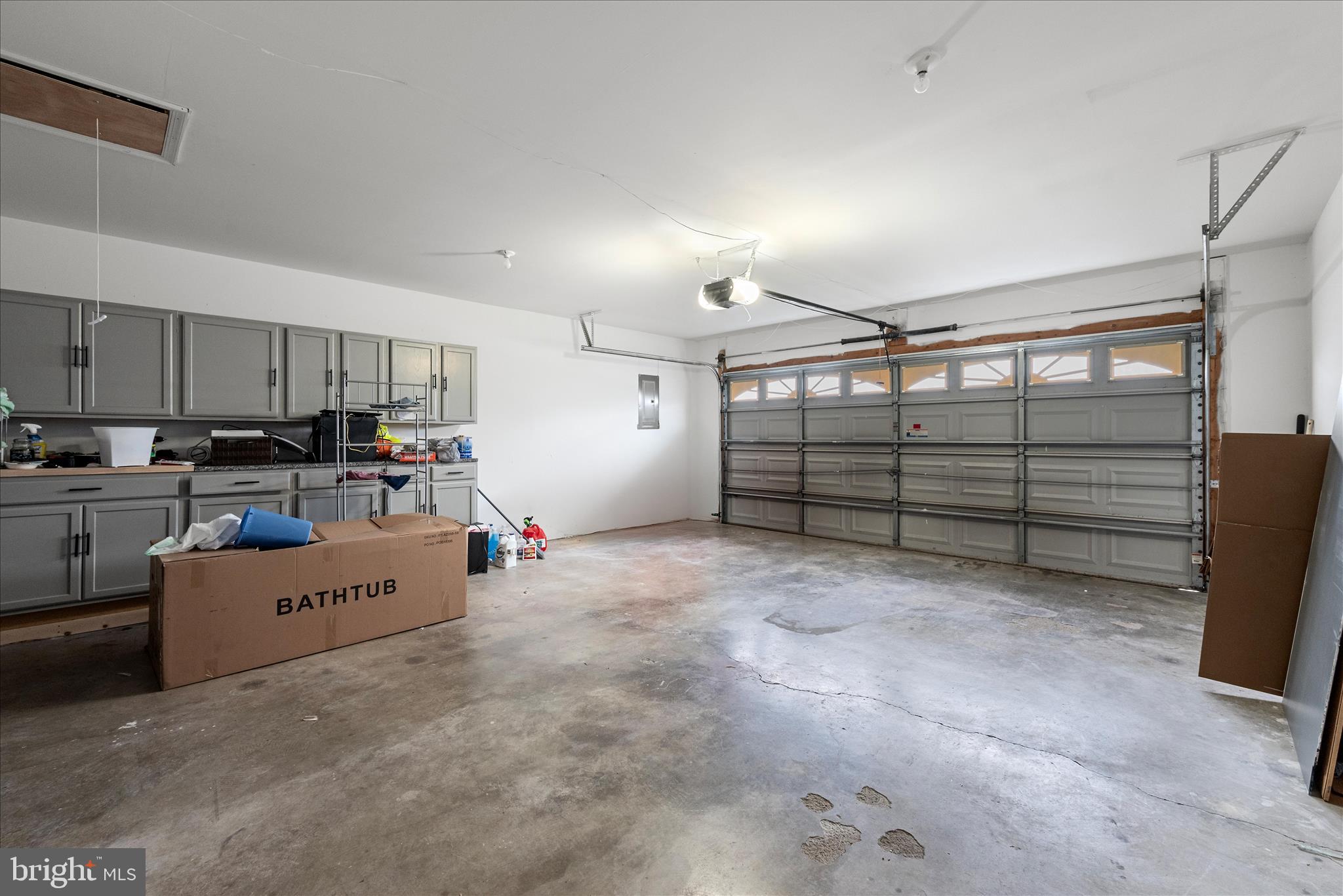 RIDGEFIELD - Residential