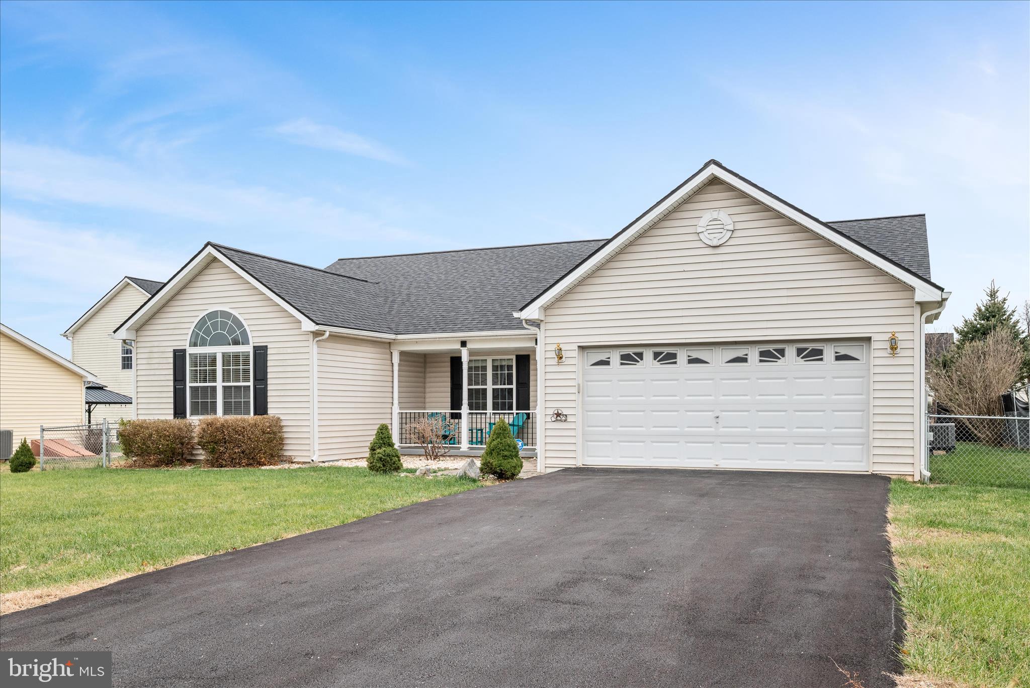 RIDGEFIELD - Residential