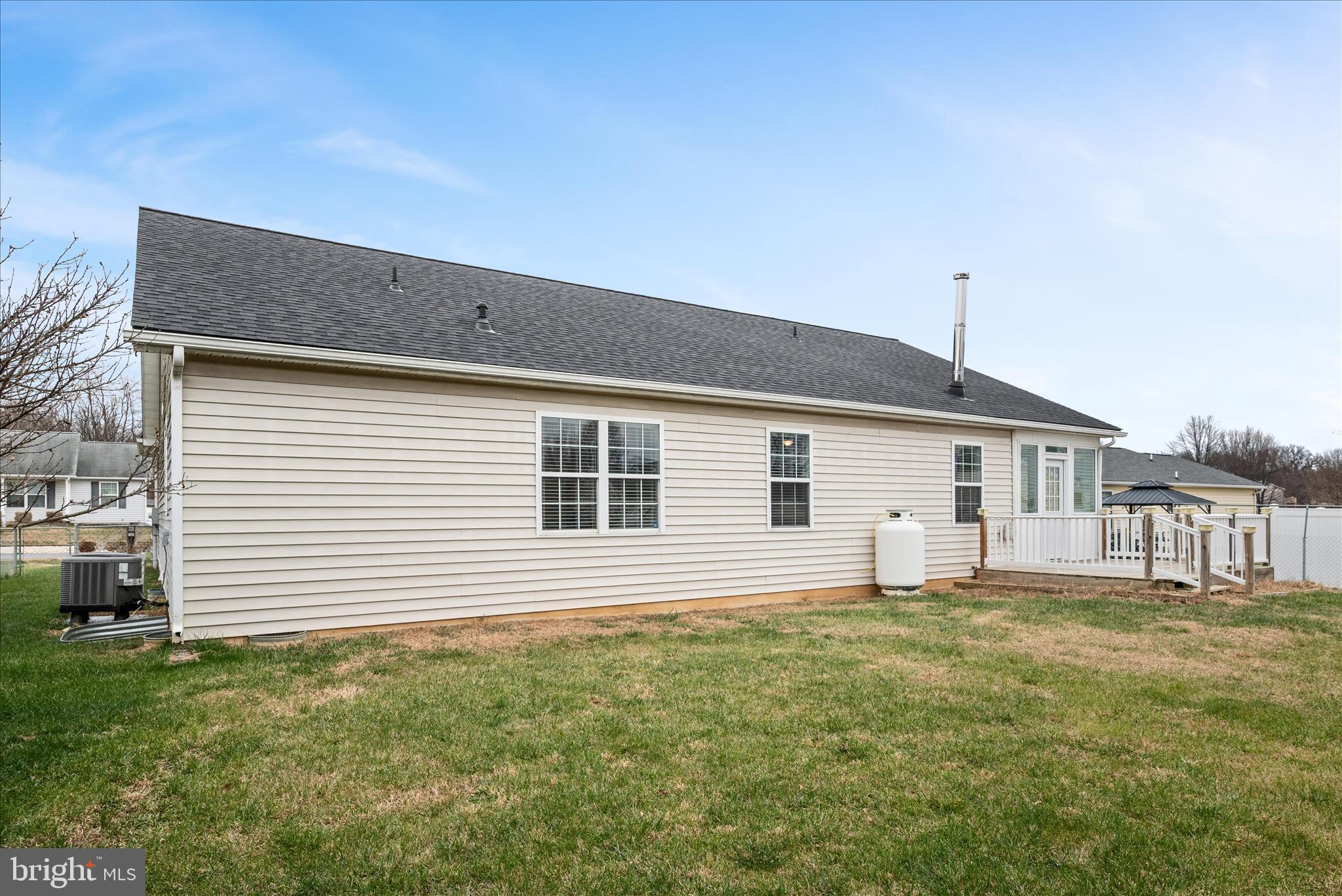 RIDGEFIELD - Residential