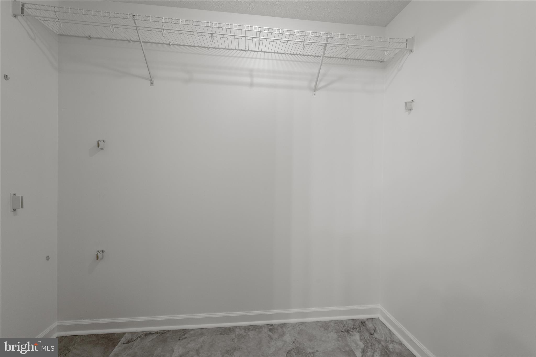 RIDGEFIELD - Residential