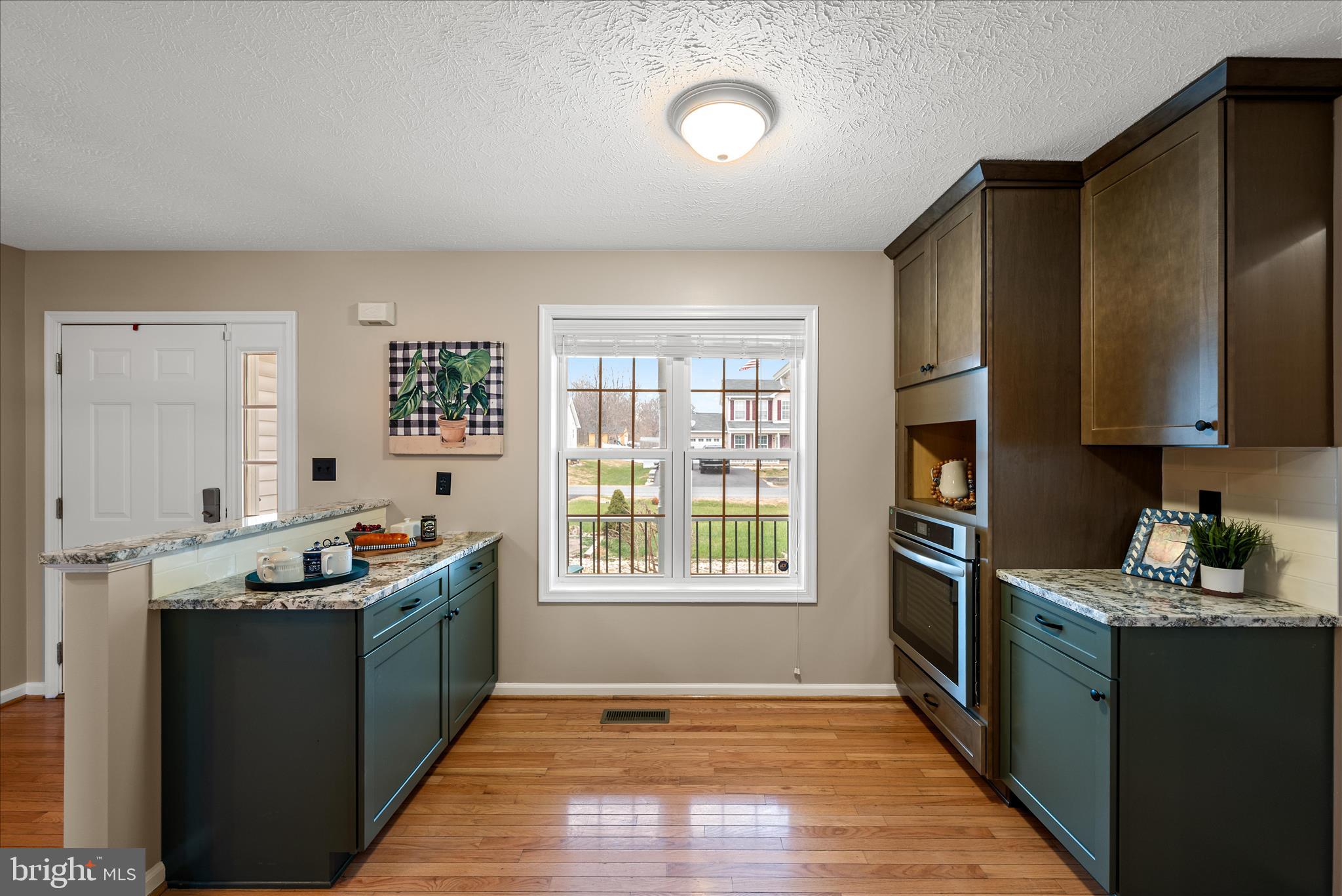 RIDGEFIELD - Residential