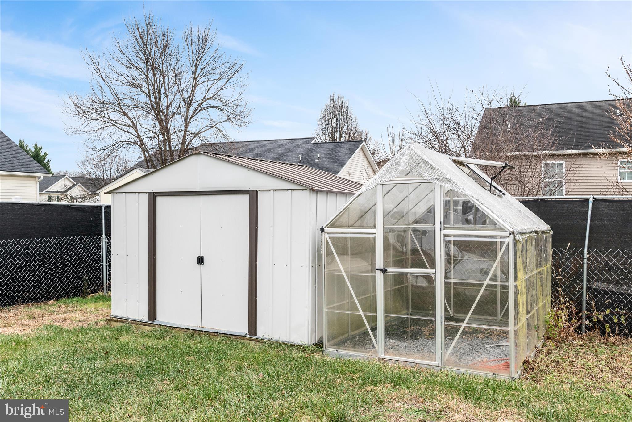 RIDGEFIELD - Residential