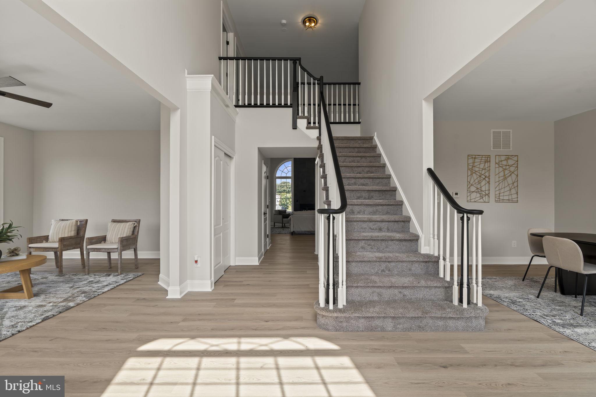 6 SKYLINE CIRCLE