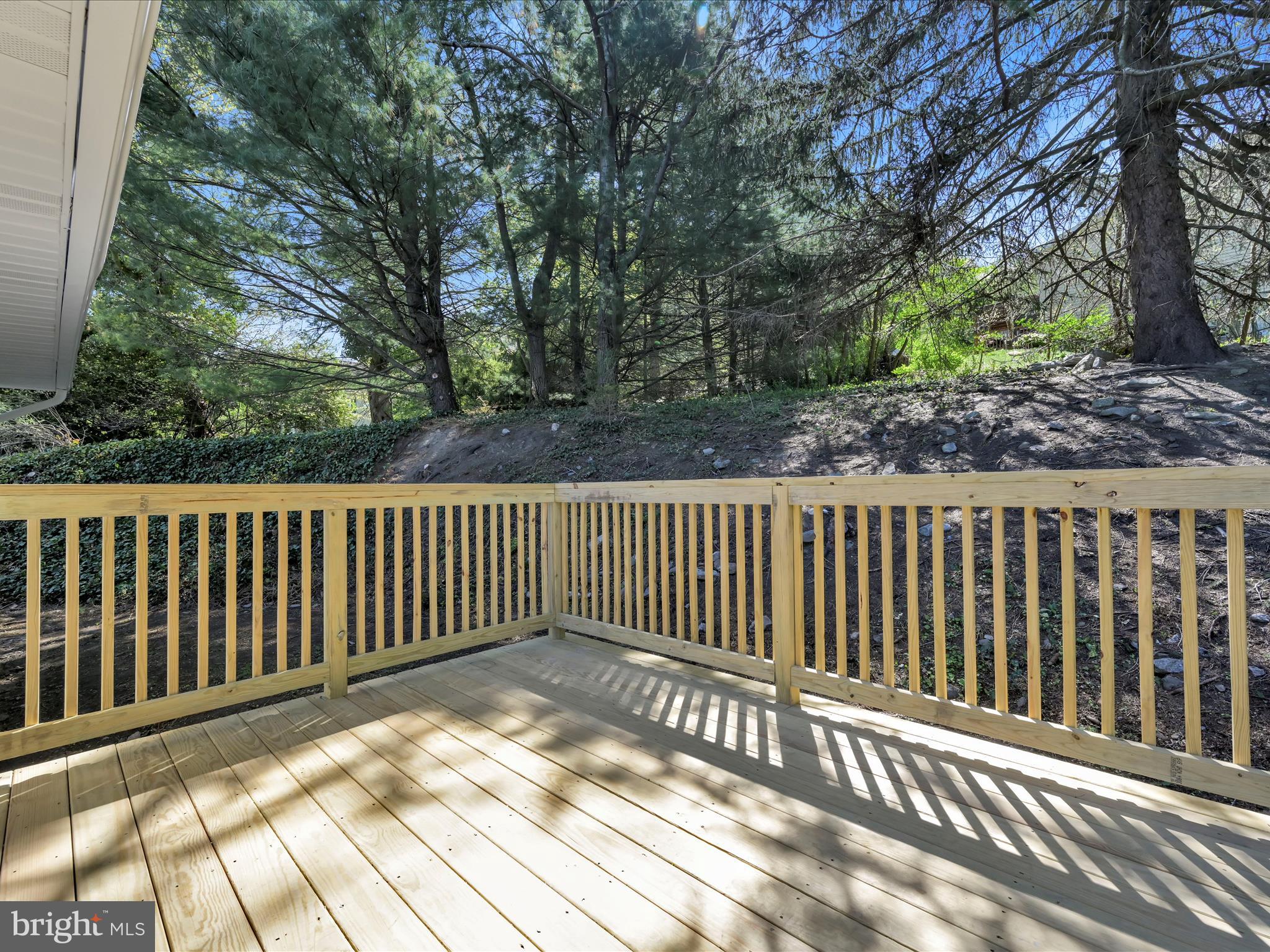 YORKVILLE - Residential