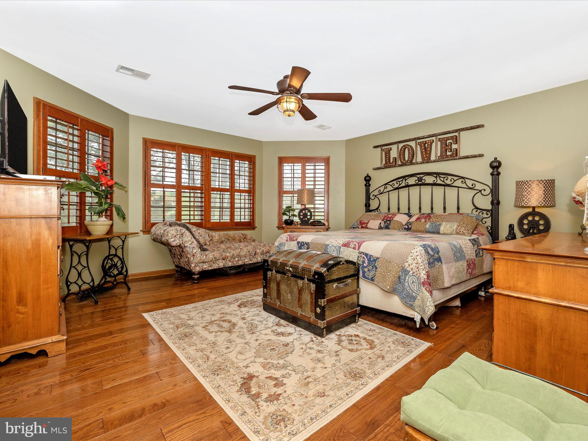 THE MEADOWS - Residential