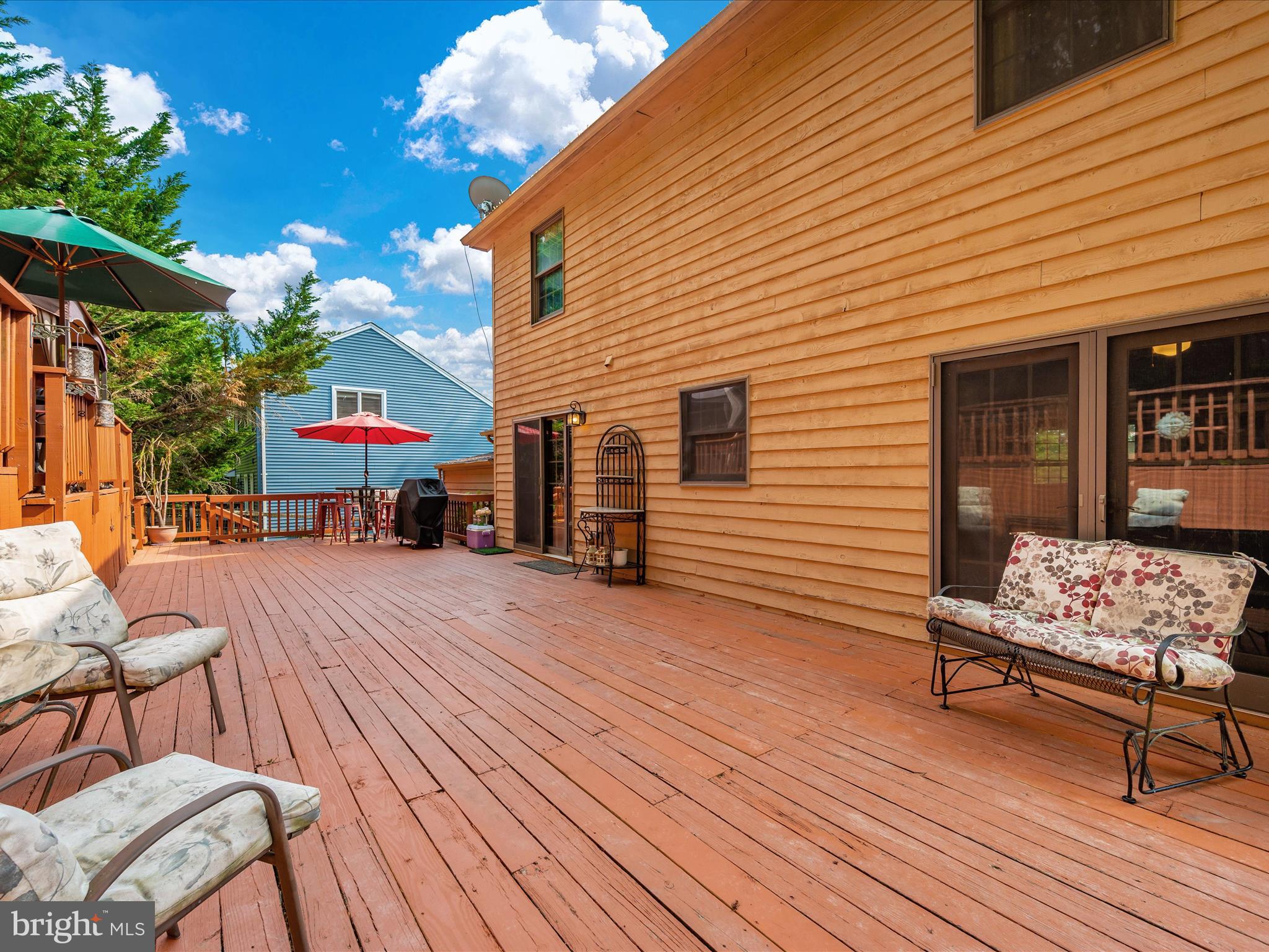 THE MEADOWS - Residential