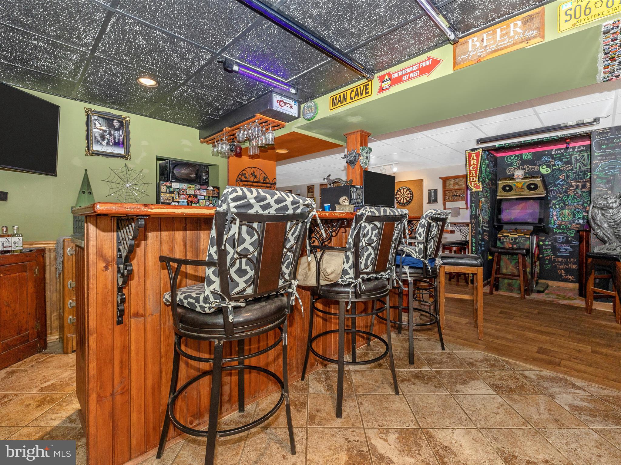 THE MEADOWS - Residential