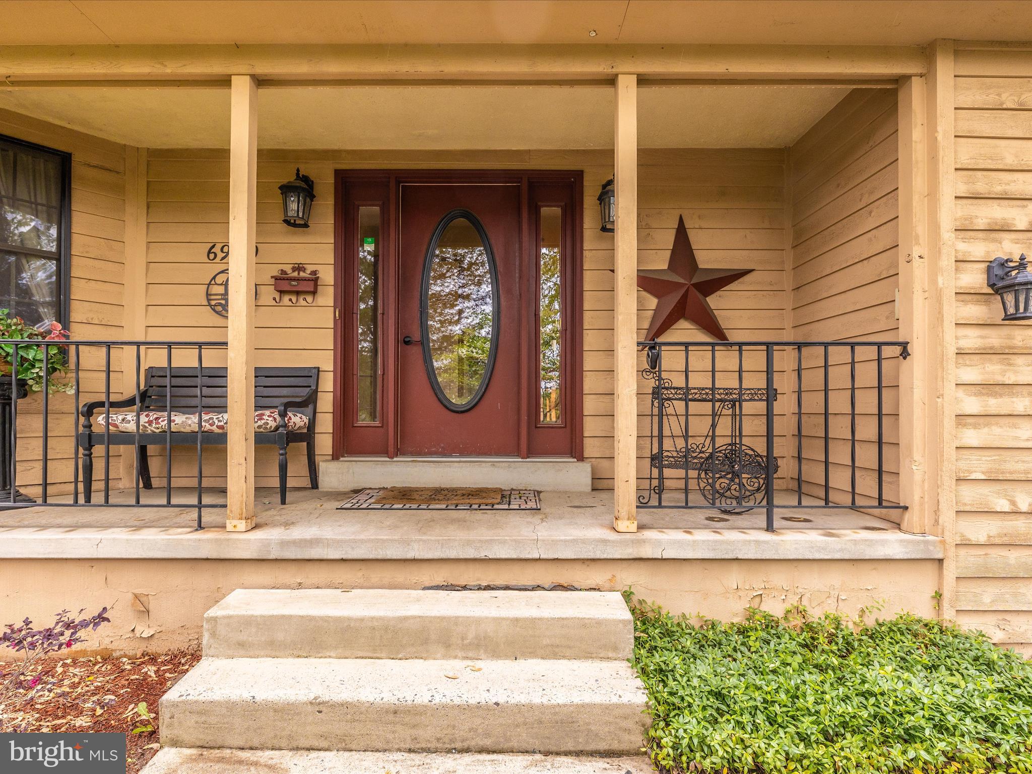 THE MEADOWS - Residential