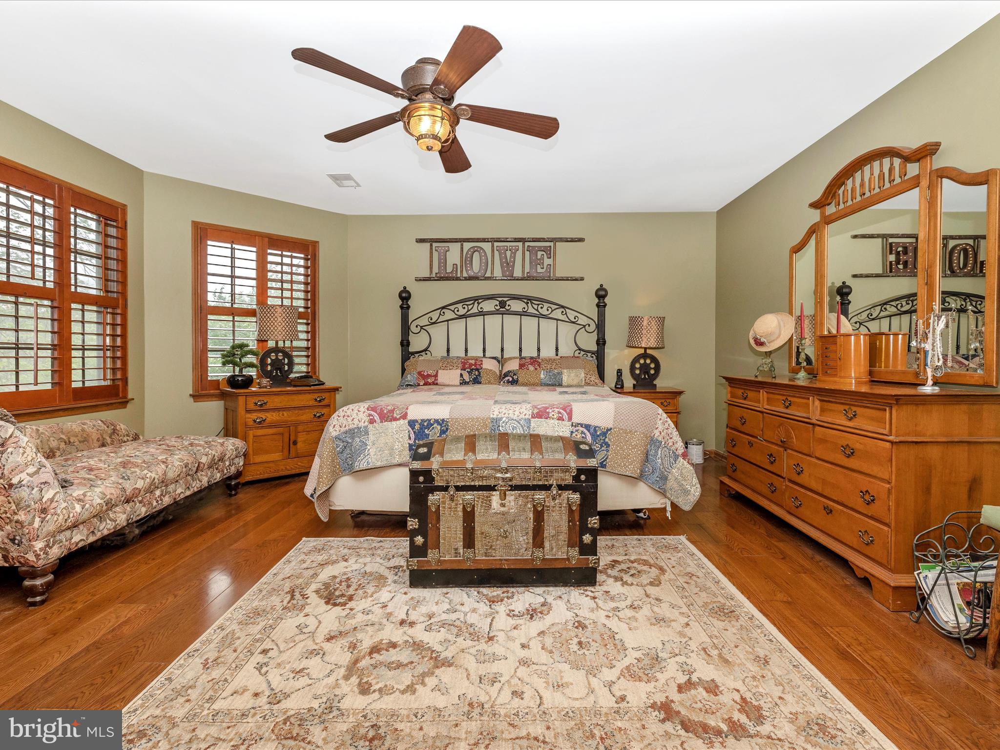 THE MEADOWS - Residential