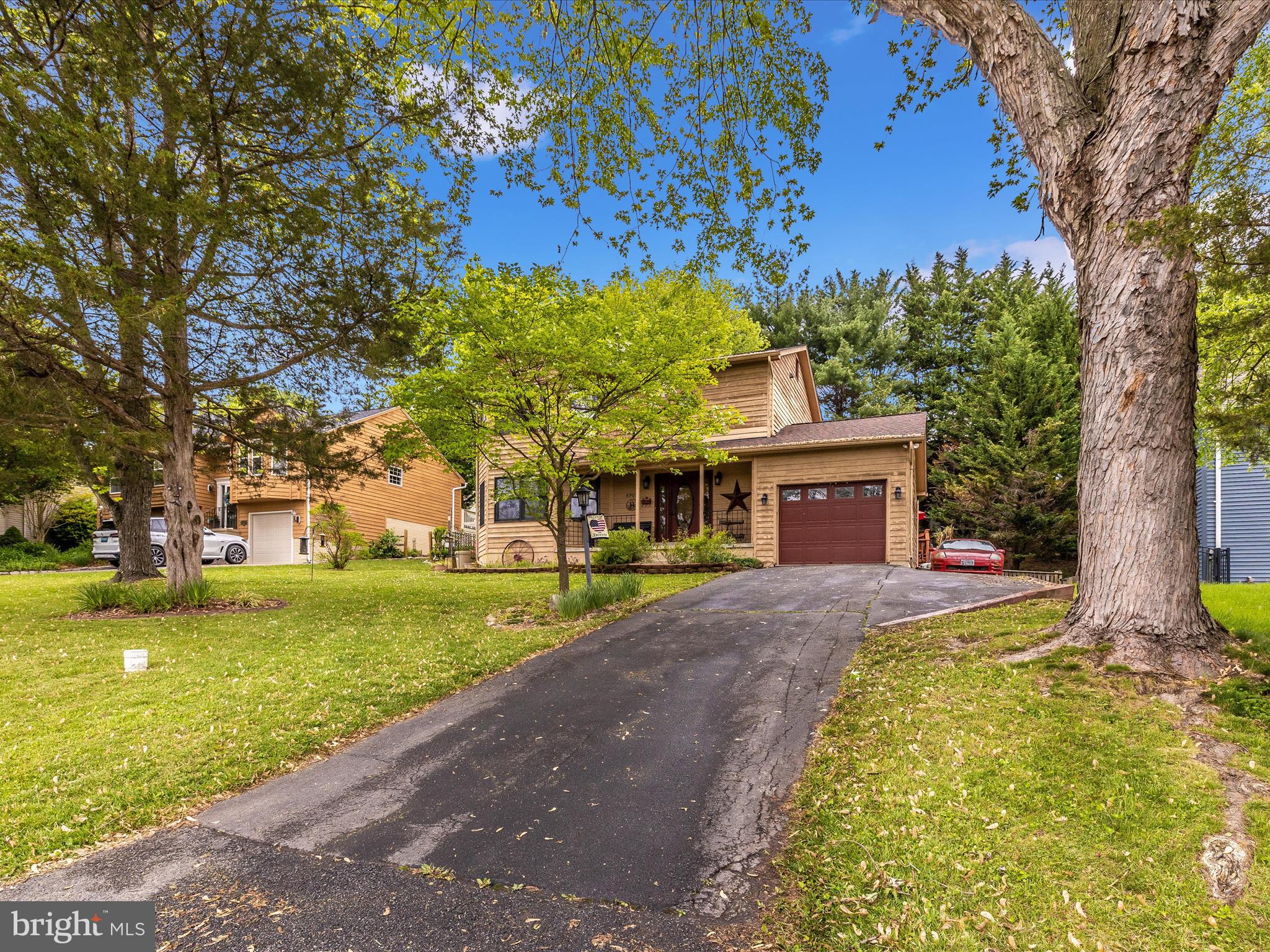 THE MEADOWS - Residential