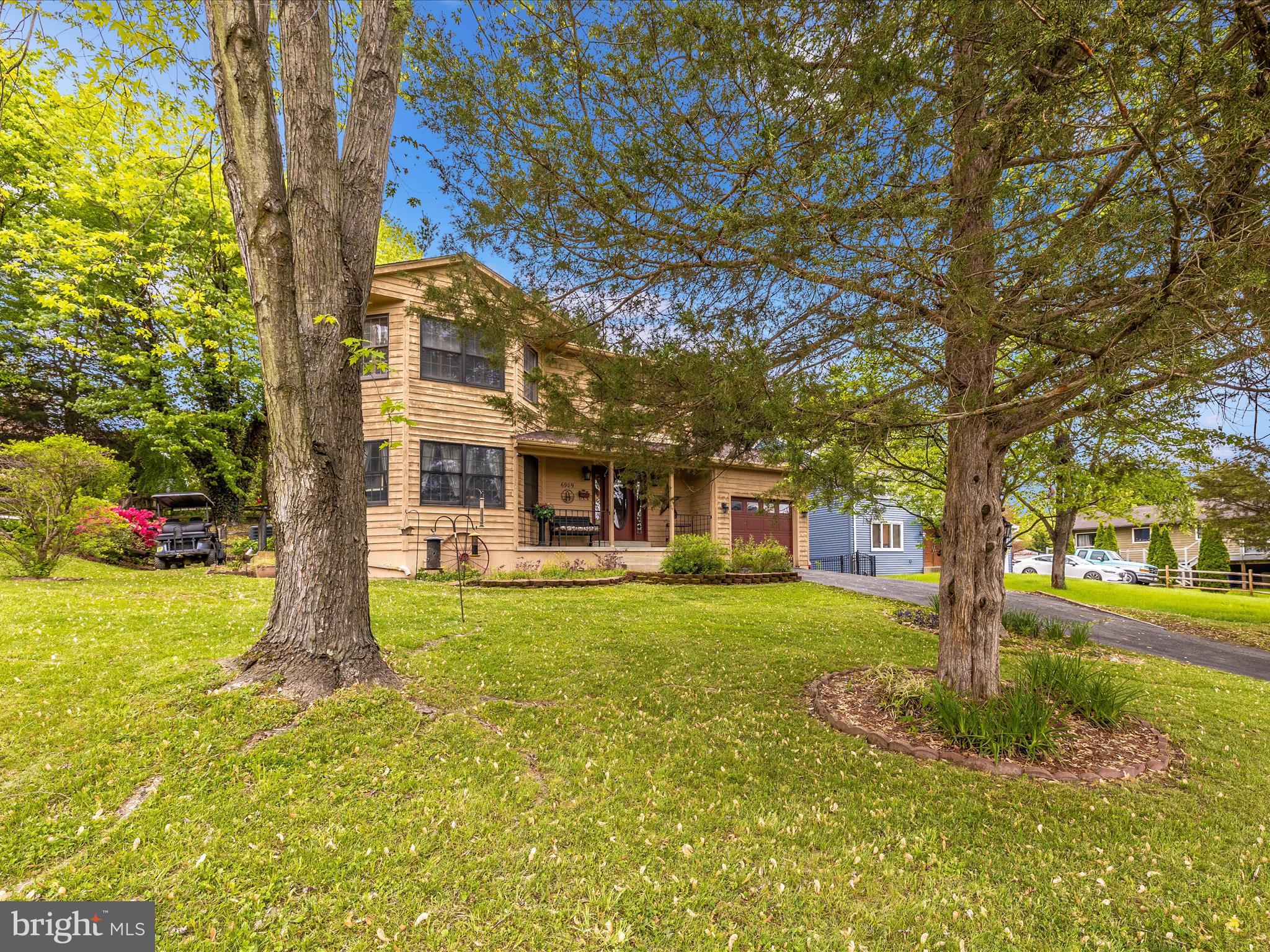 THE MEADOWS - Residential