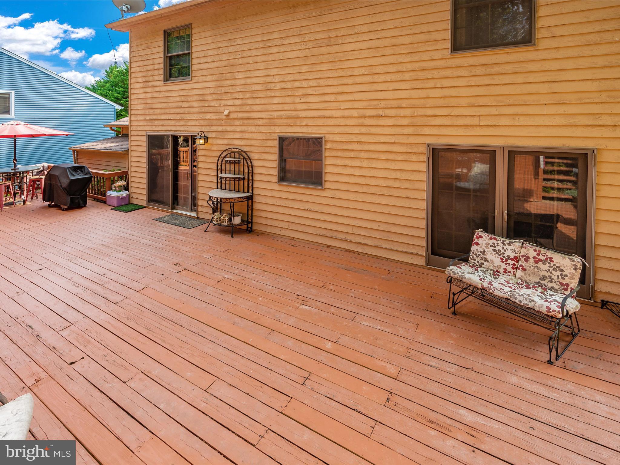 THE MEADOWS - Residential