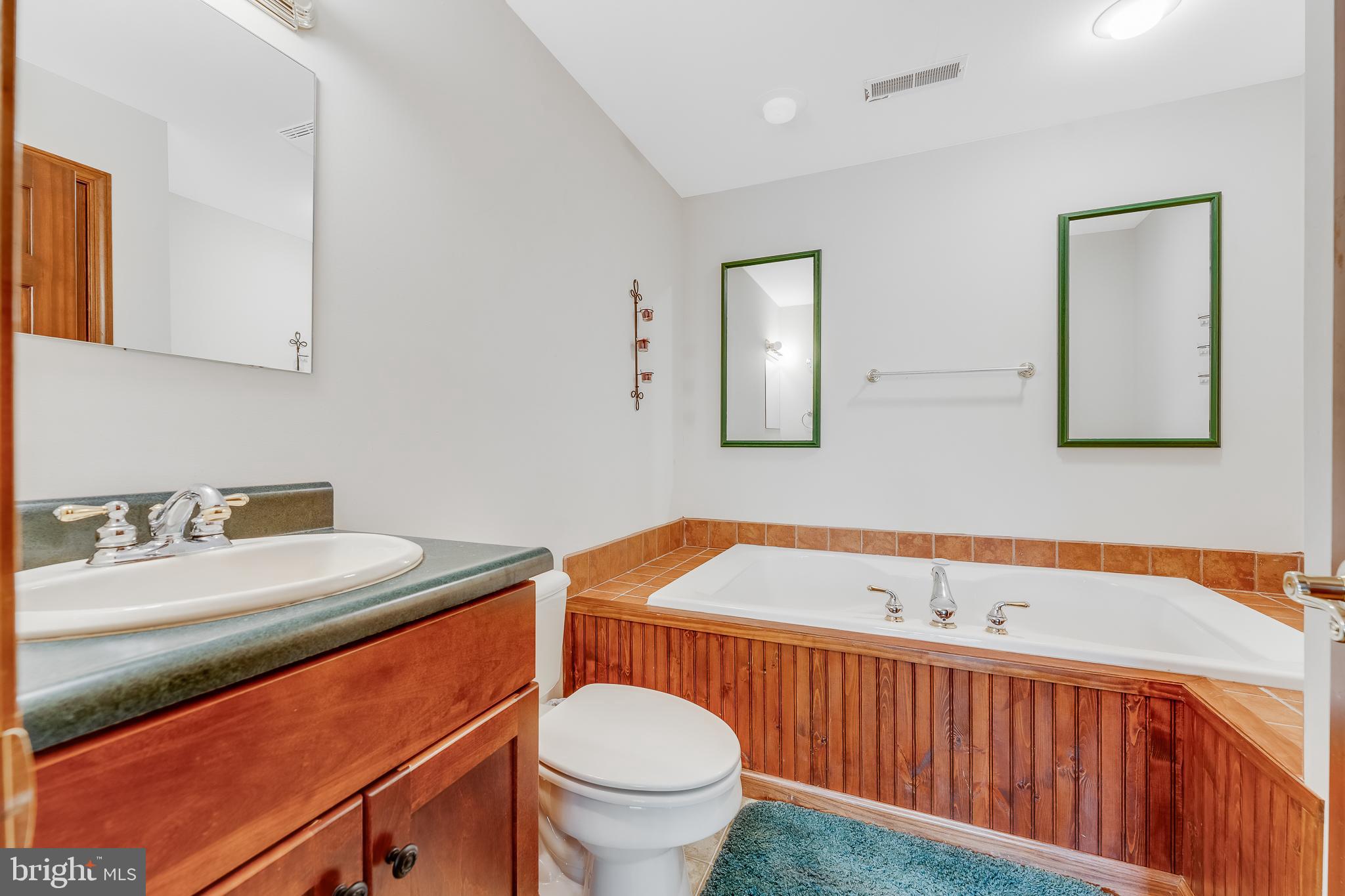 NORTHPOINT - Residential