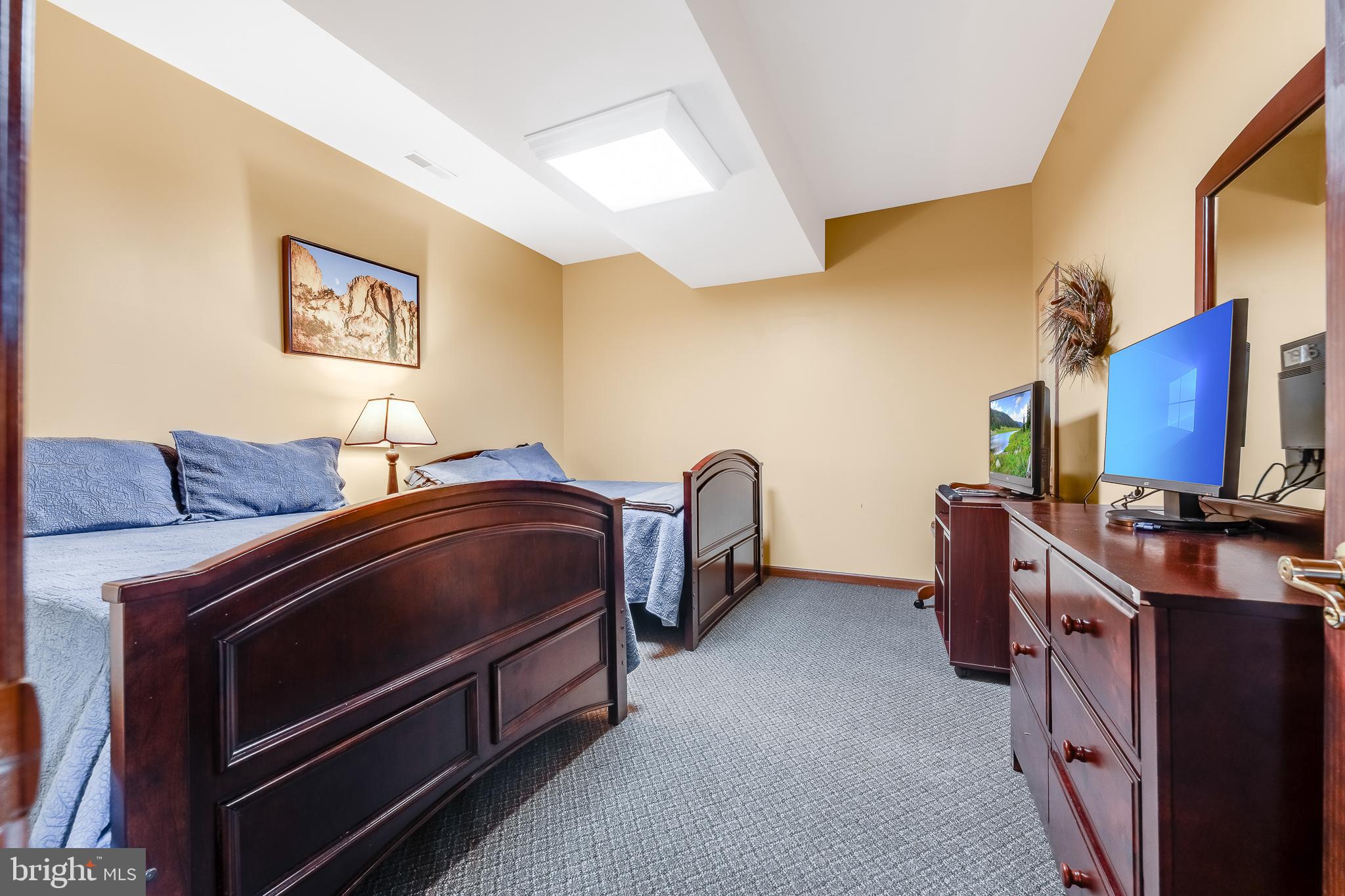 NORTHPOINT - Residential