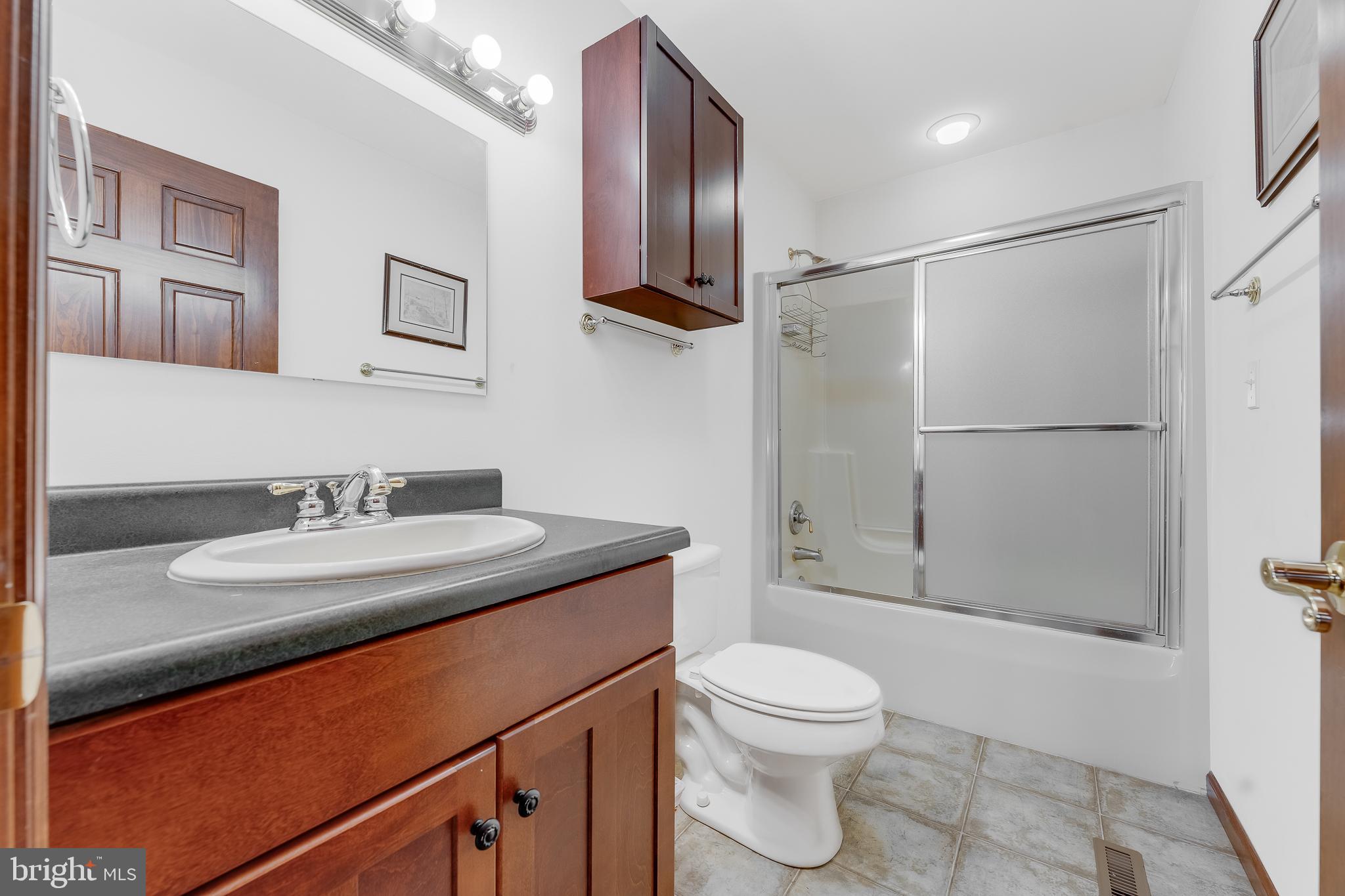 NORTHPOINT - Residential