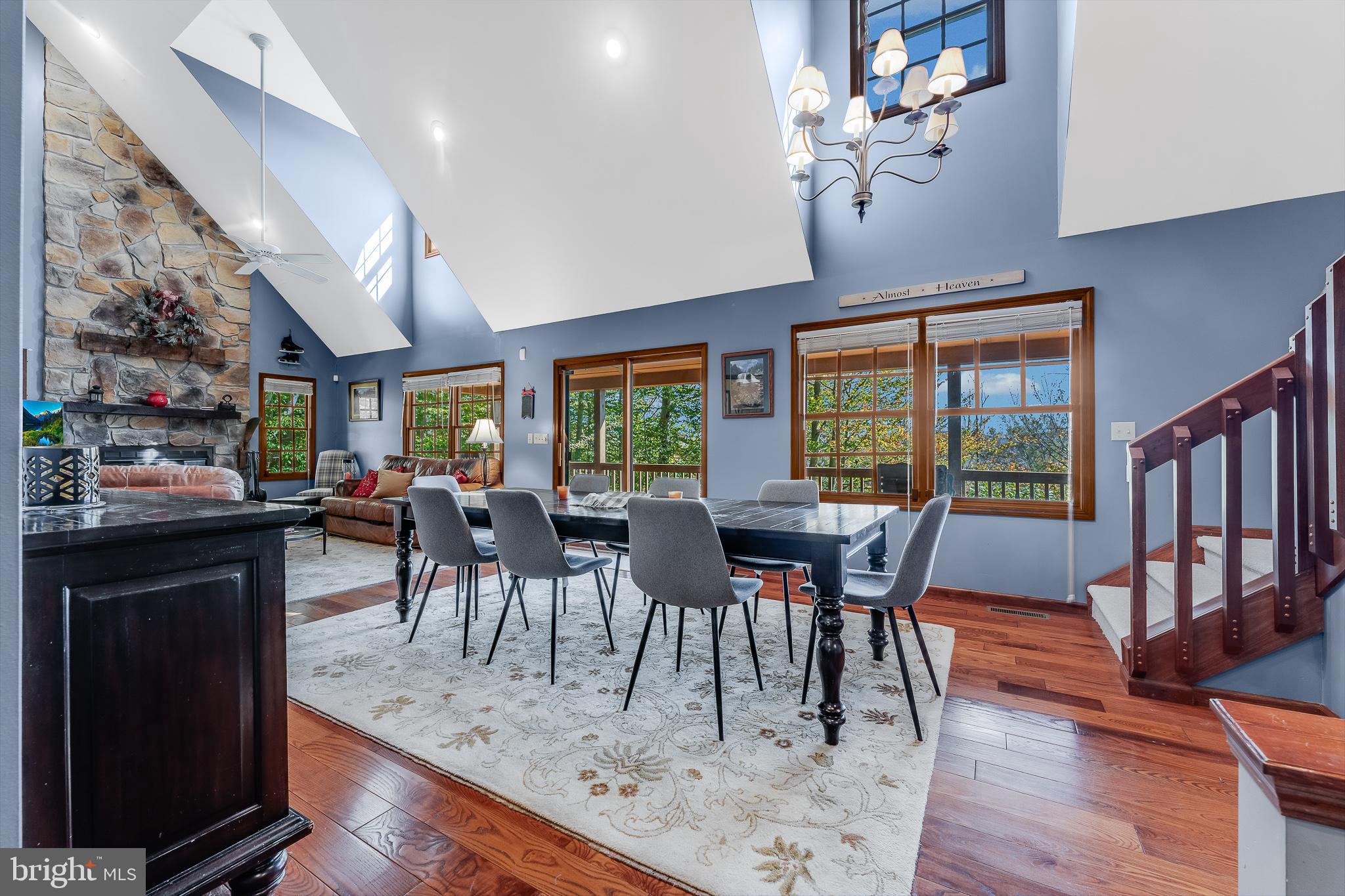 NORTHPOINT - Residential