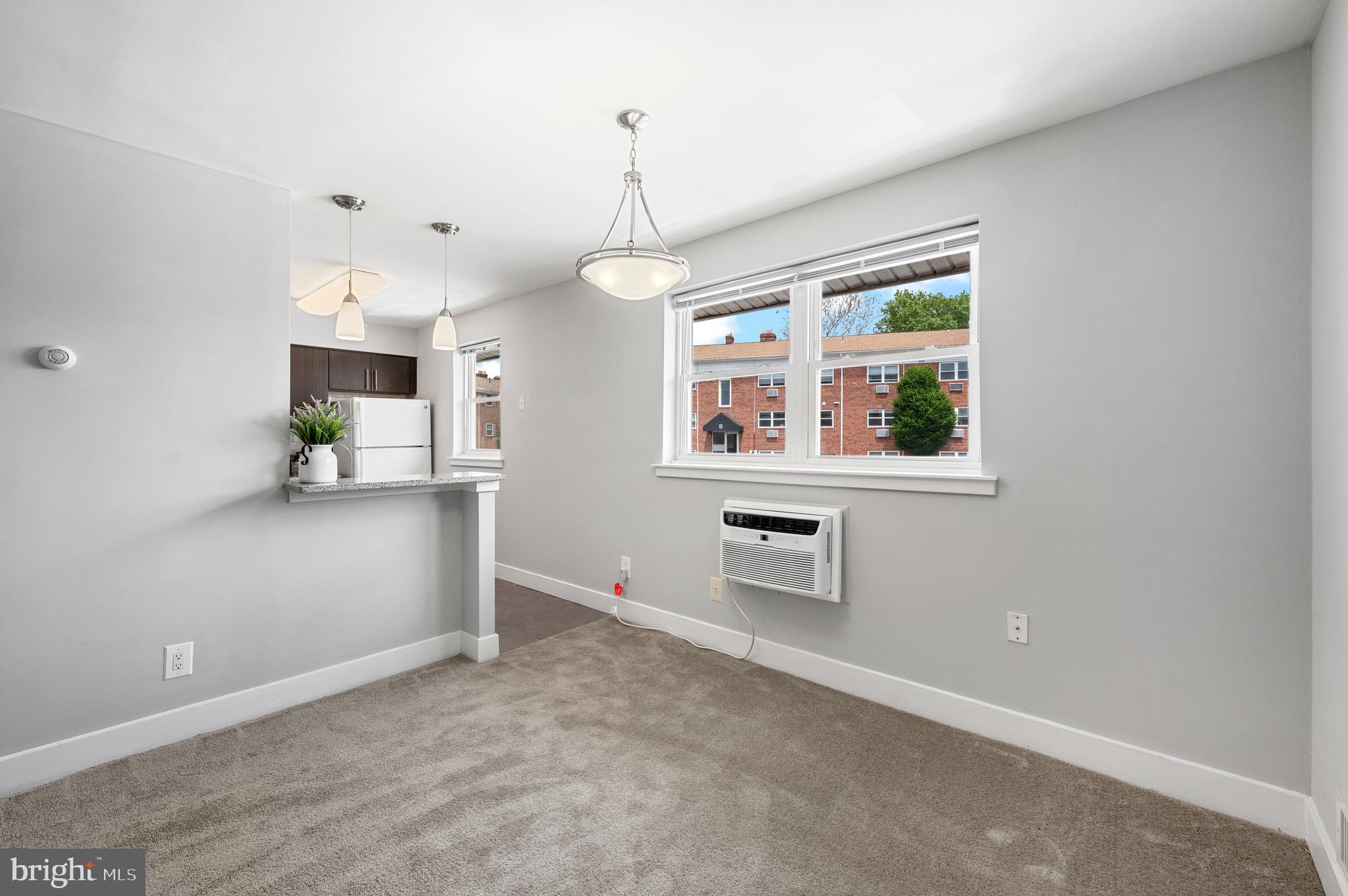ROXBOROUGH - Residential Lease