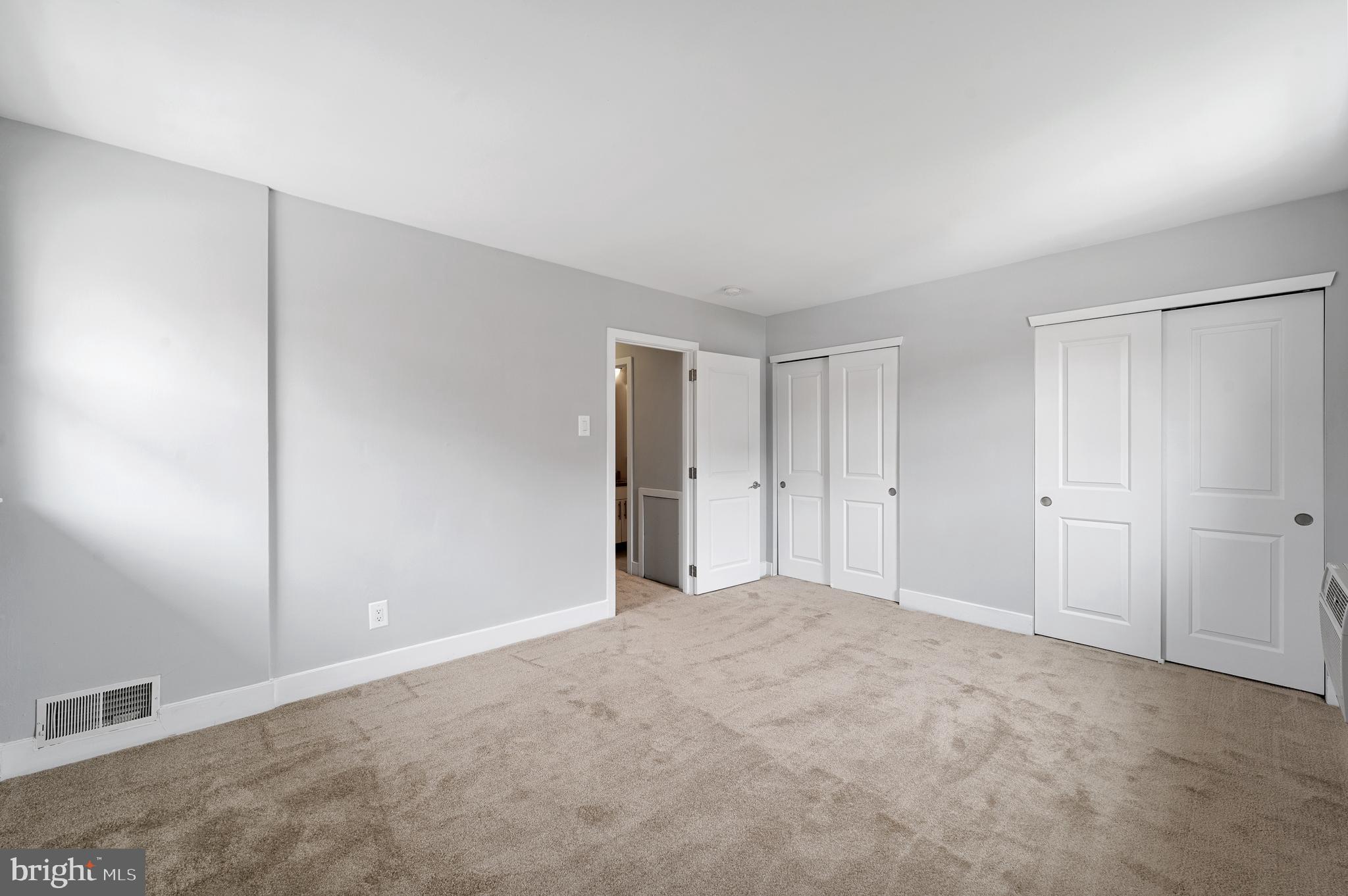 ROXBOROUGH - Residential Lease