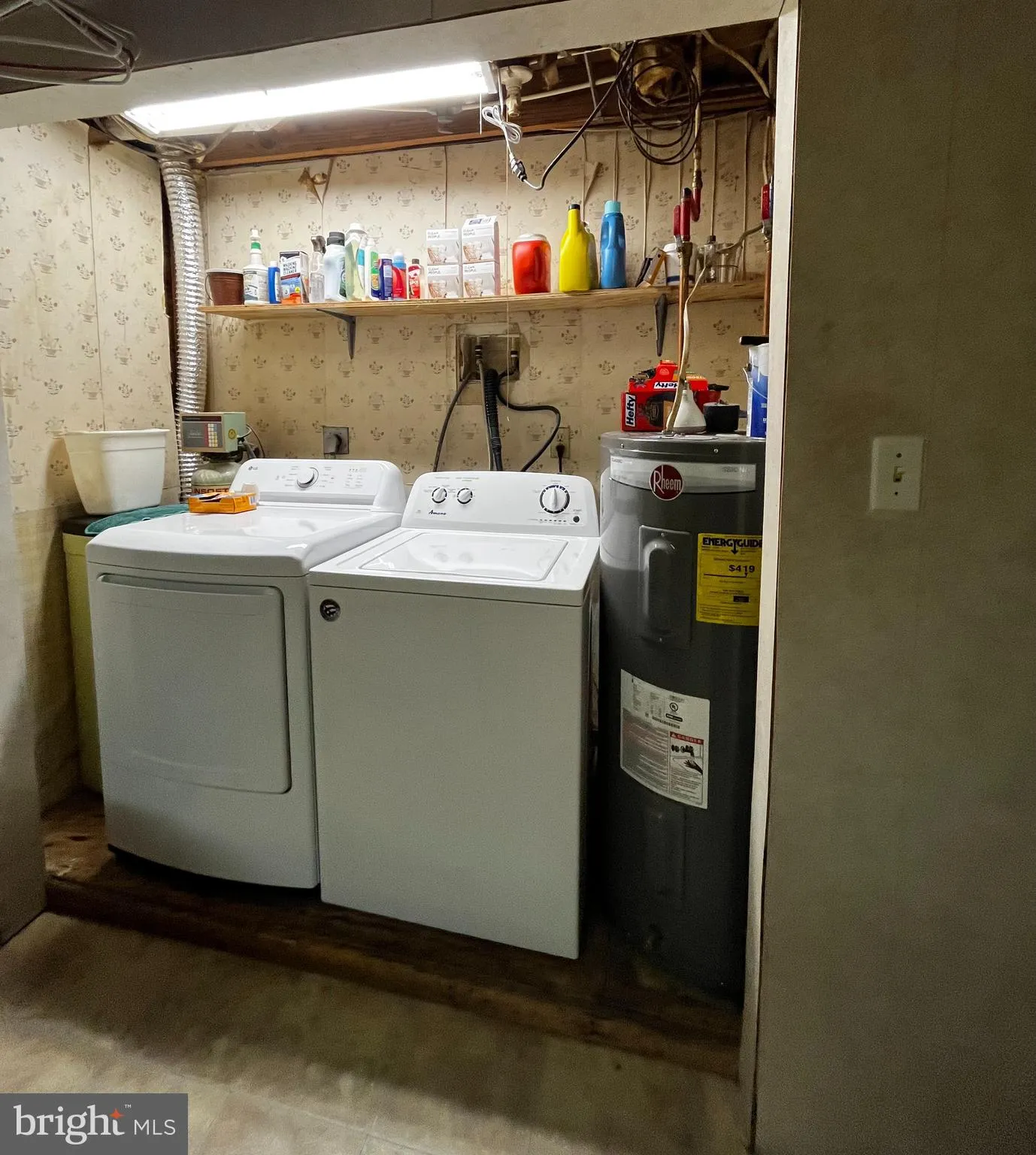 Holtwood, Pennsylvania 17532, United States, 4 Bedrooms Bedrooms, ,2 BathroomsBathrooms,Residential,Active,212738