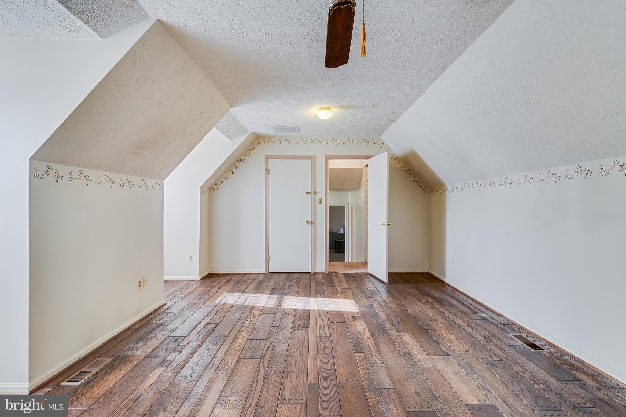 ST CHARLES SUB - WAKEFIELD - Residential