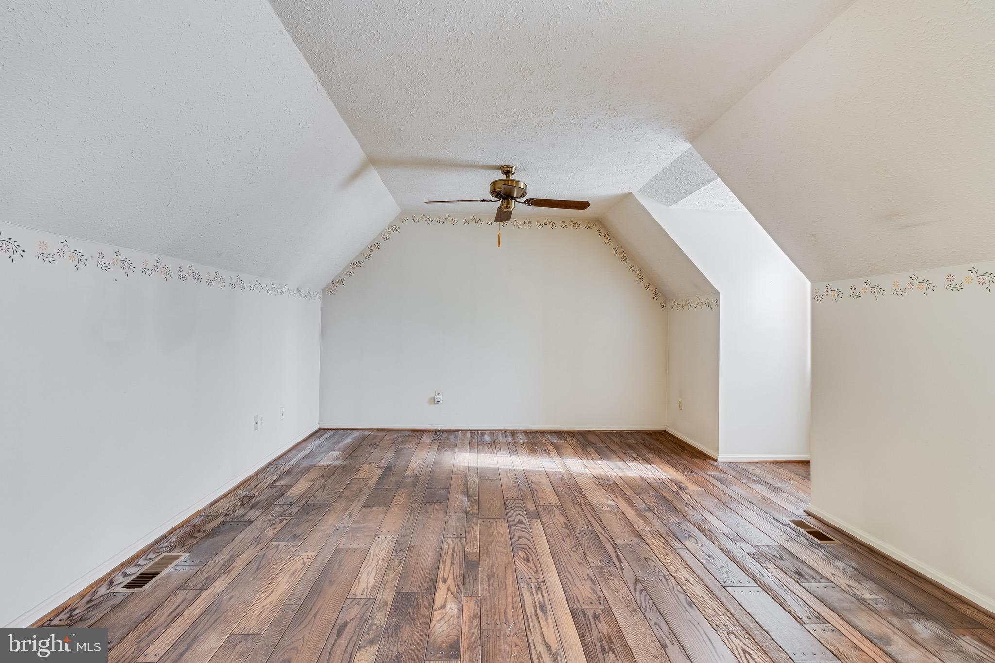 ST CHARLES SUB - WAKEFIELD - Residential