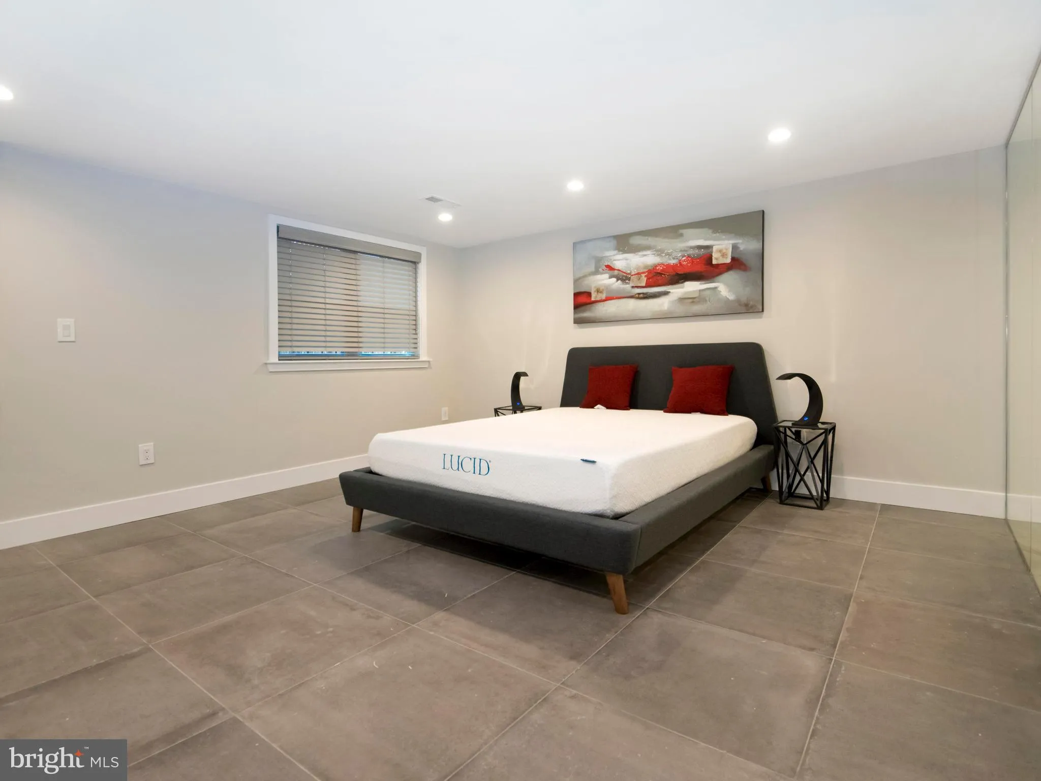 Philadelphia, Pennsylvania 19123, United States, 4 Bedrooms Bedrooms, ,3 BathroomsBathrooms,Residential,Coming Soon,243844