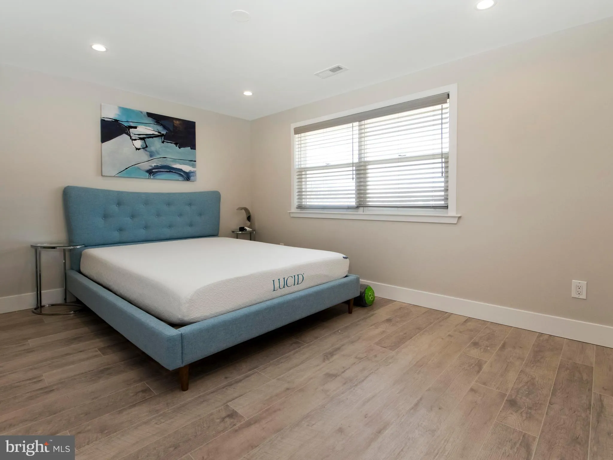 Philadelphia, Pennsylvania 19123, United States, 4 Bedrooms Bedrooms, ,3 BathroomsBathrooms,Residential,Coming Soon,243844