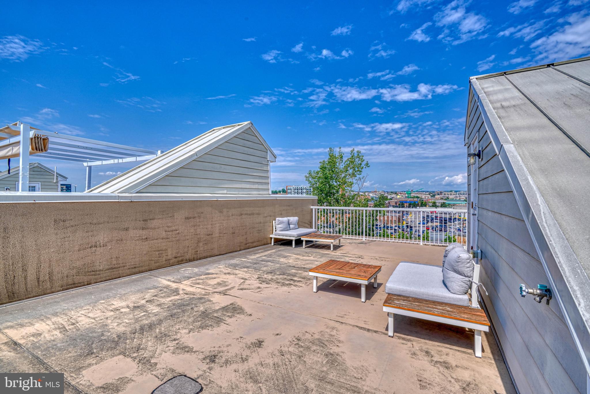 LOCUST POINT - Residential Lease