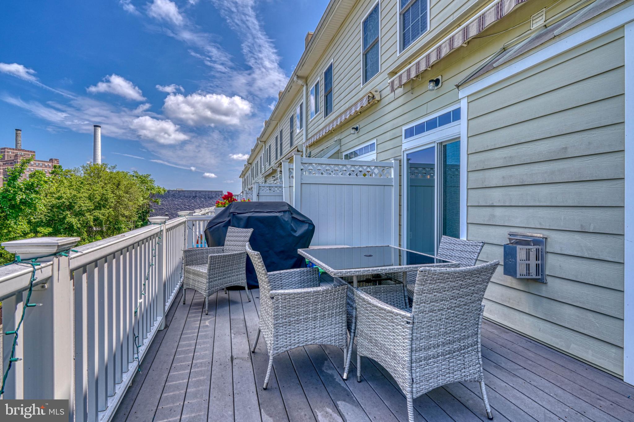 LOCUST POINT - Residential Lease