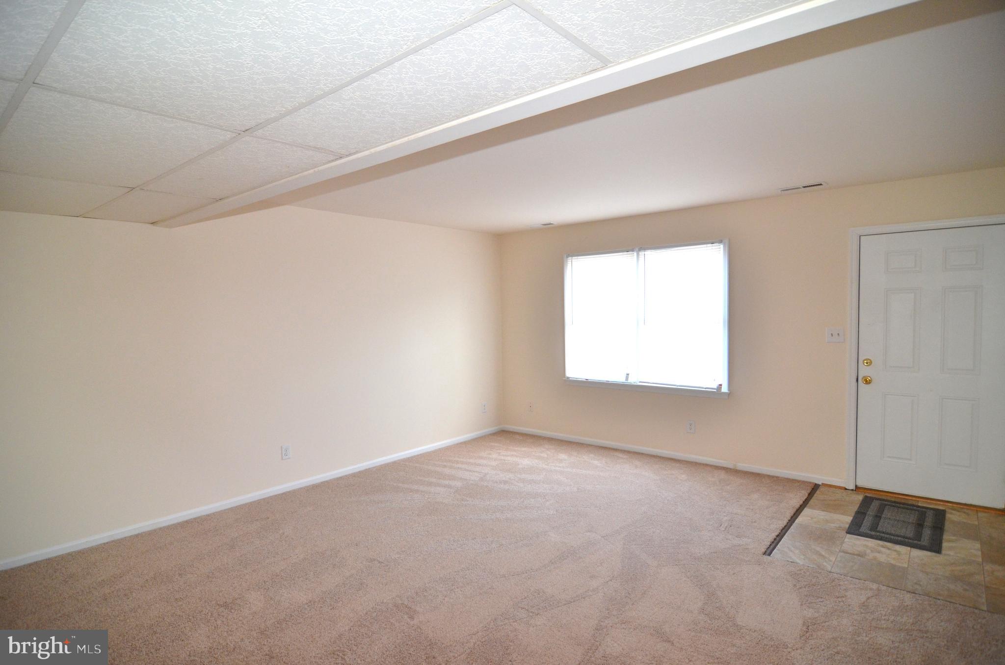 SPRING VALLEY - Residential Lease