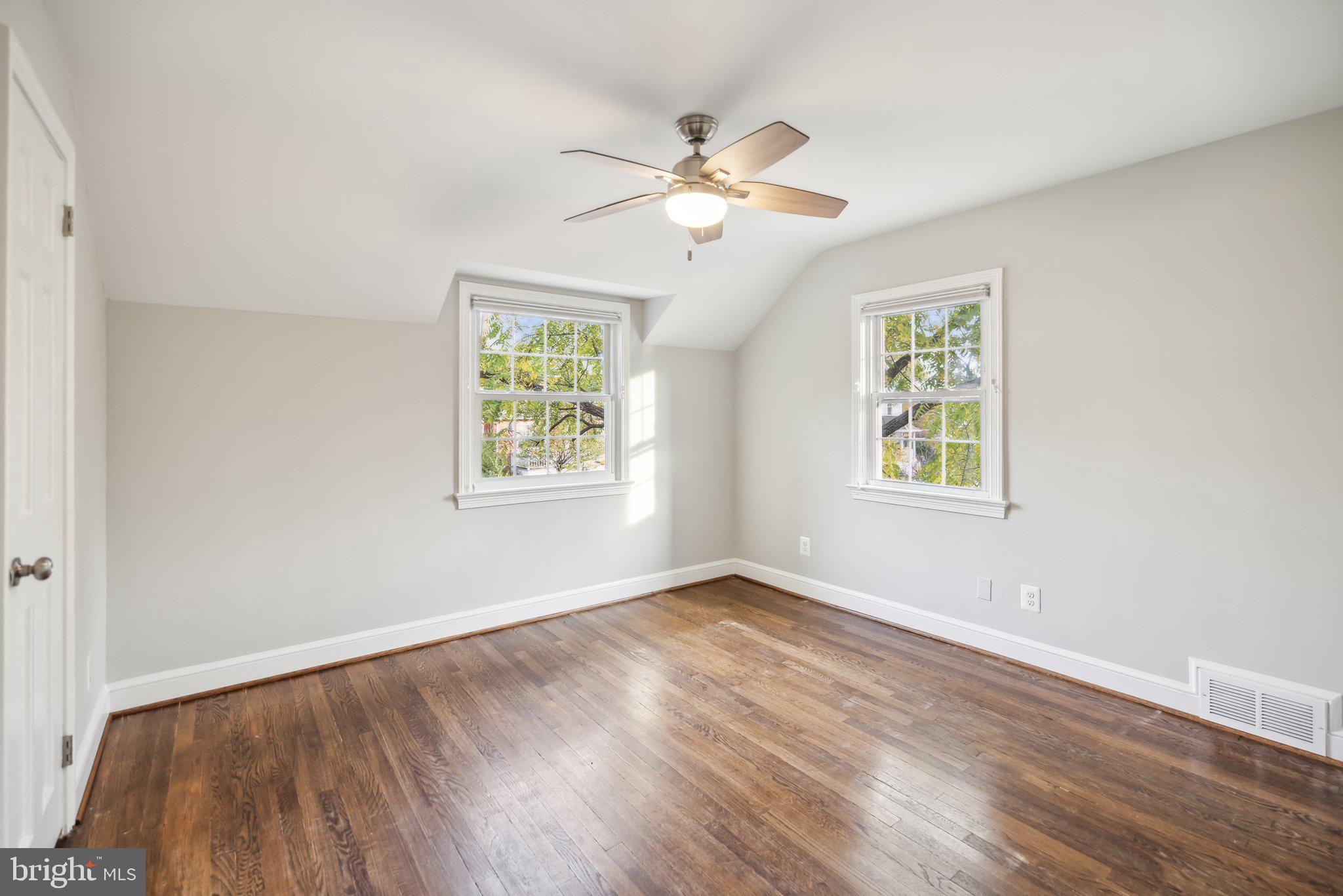 BRADDOCK HEIGHTS - Residential