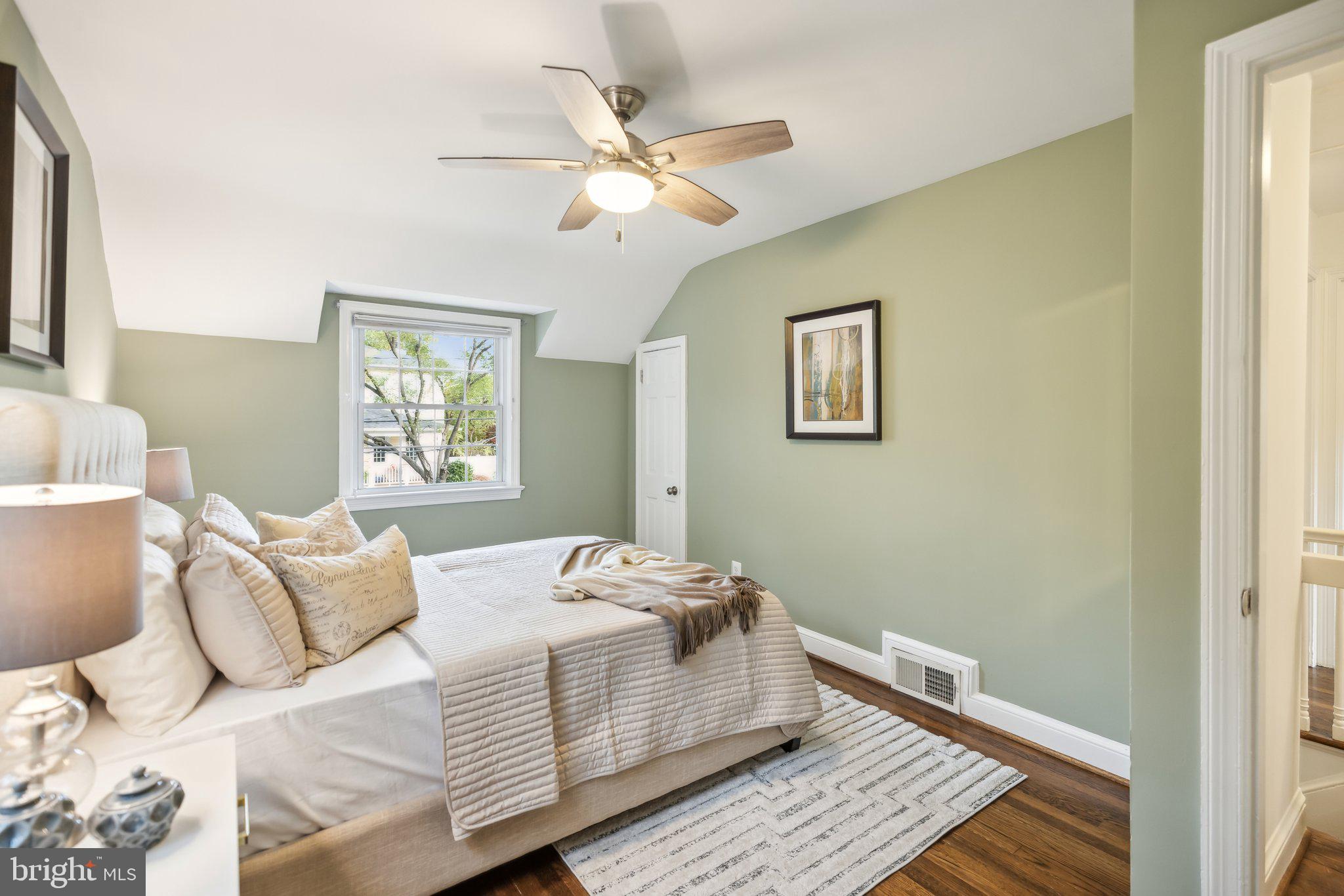 BRADDOCK HEIGHTS - Residential