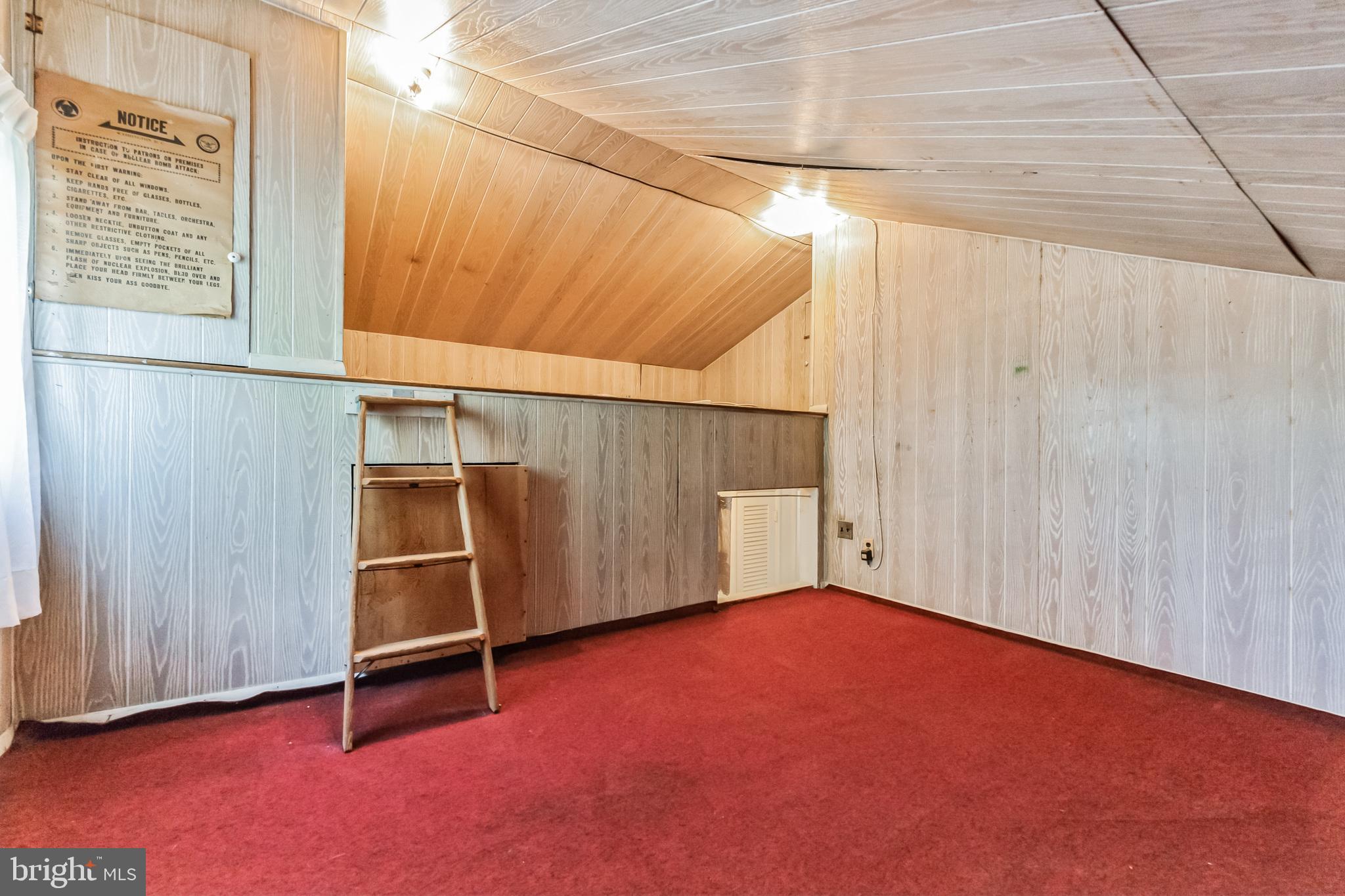 MAPLEWOOD MANOR - Residential