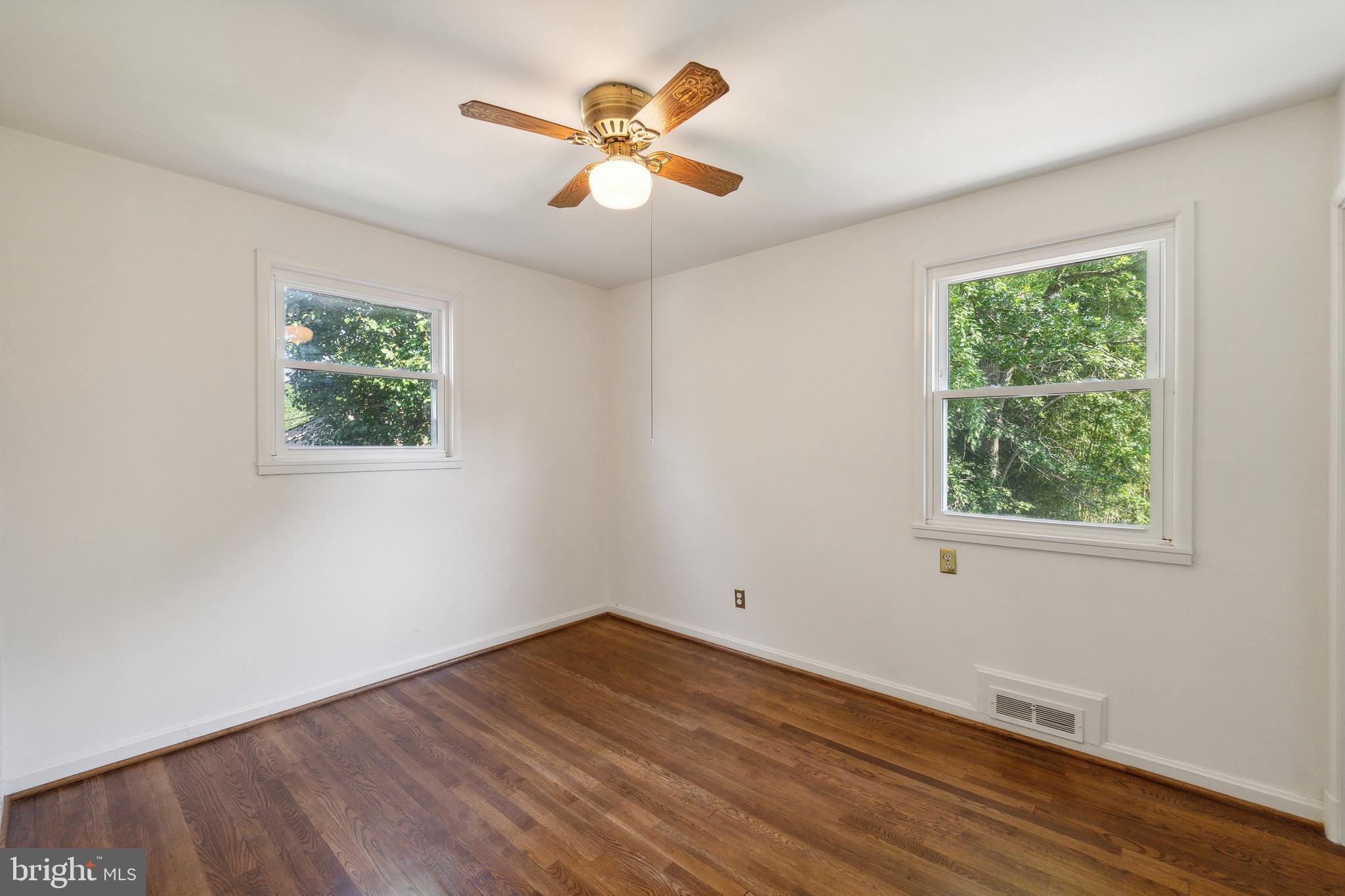 MAPLEWOOD MANOR - Residential