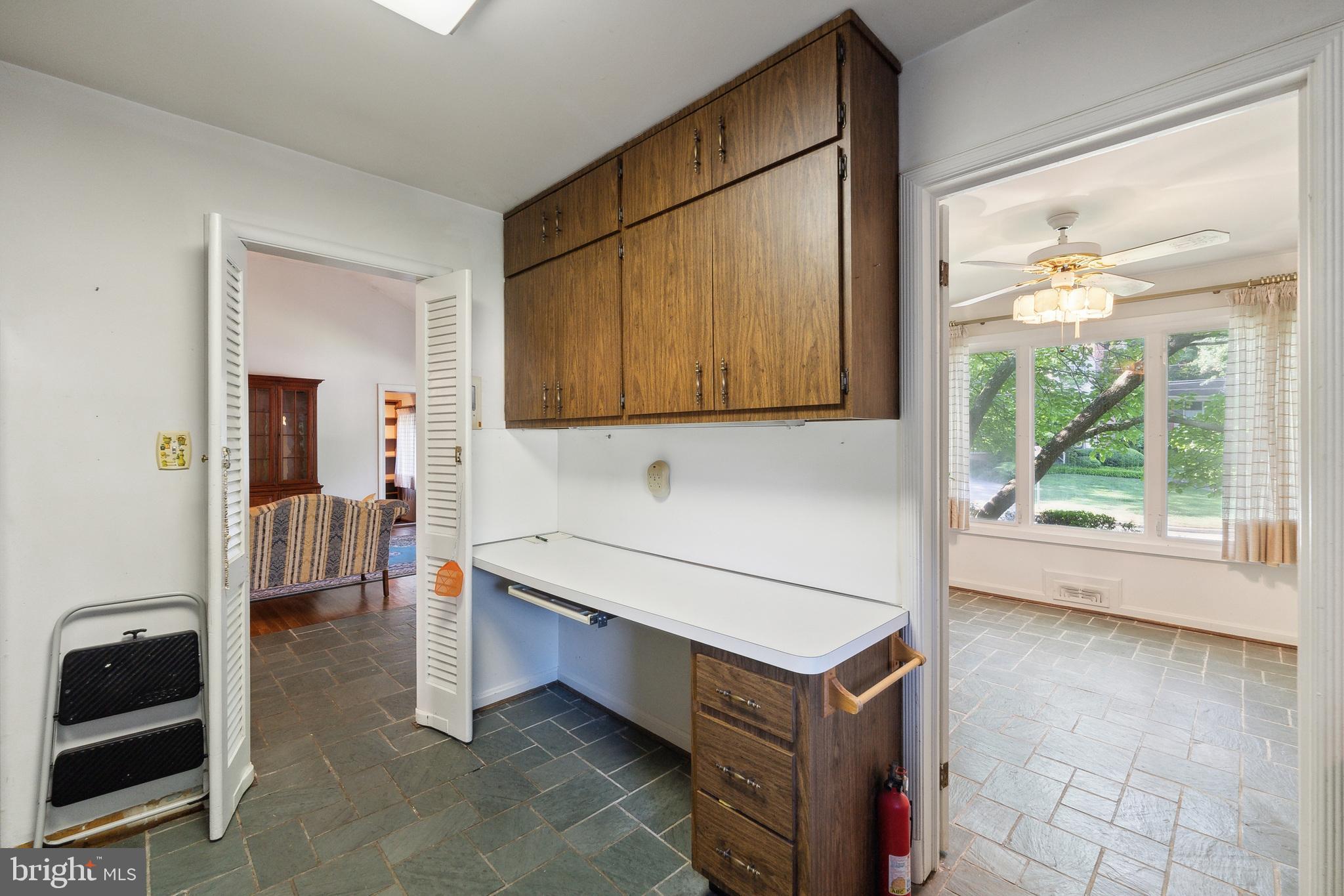 MAPLEWOOD MANOR - Residential