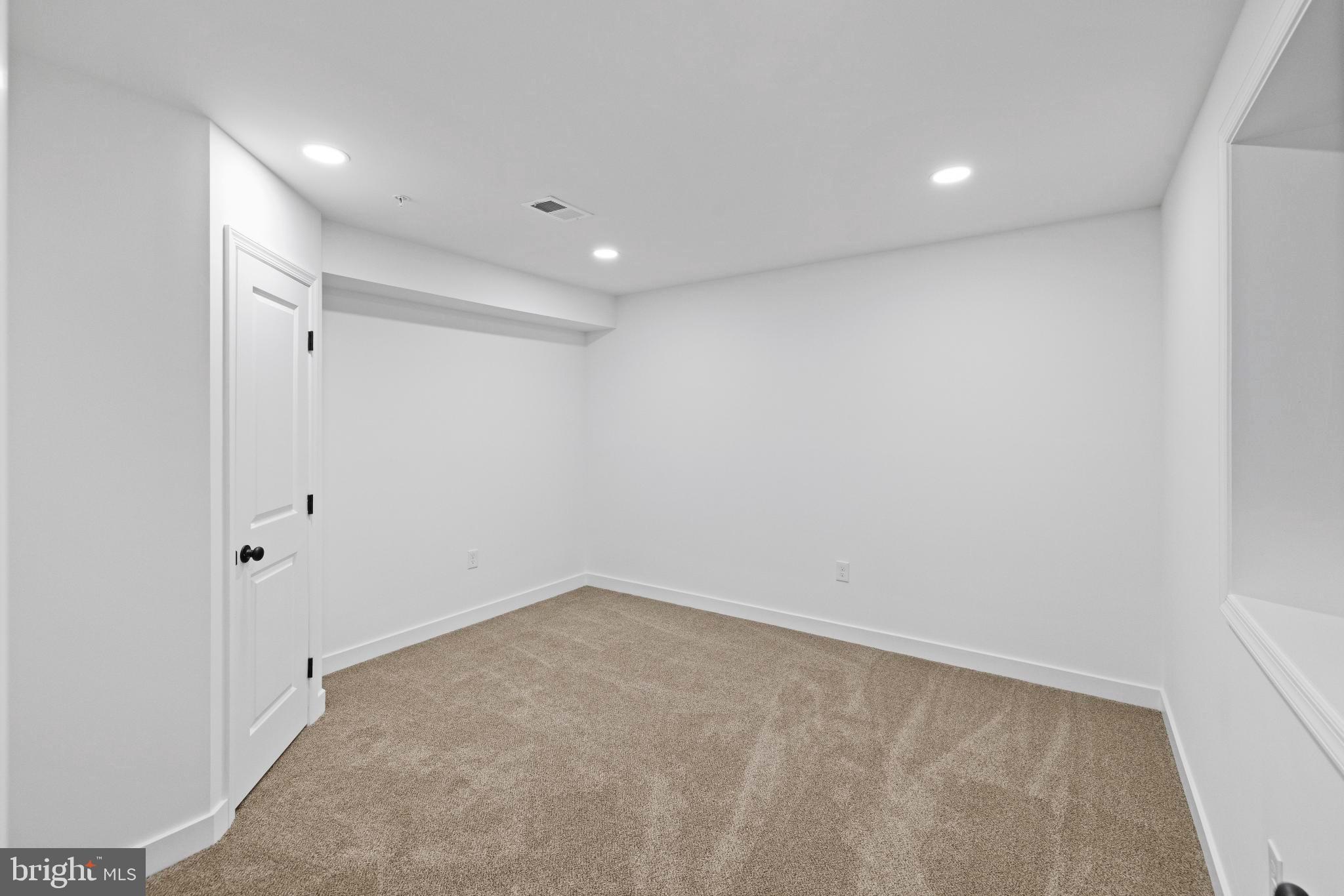 MARYLAND CITY - Residential