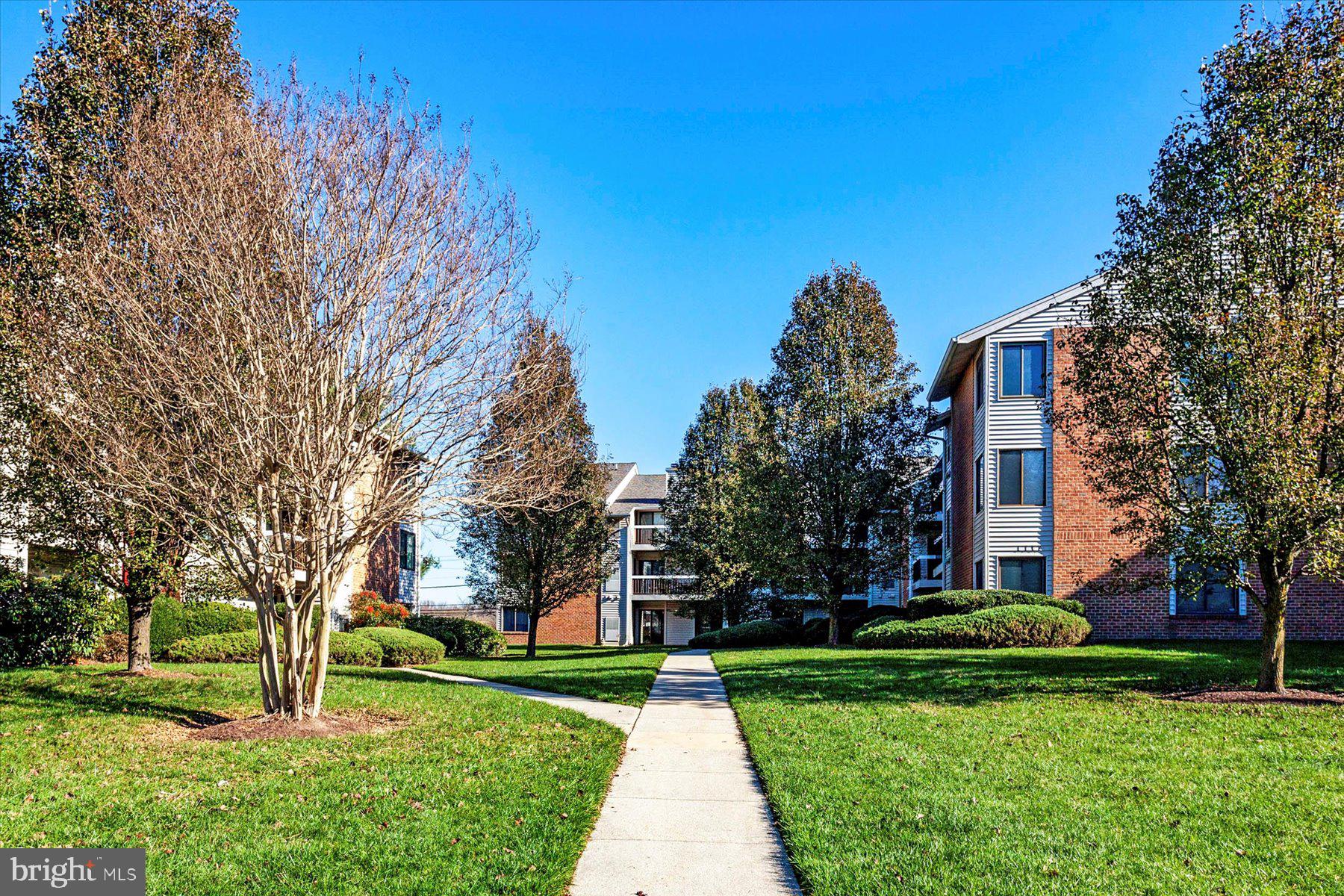 CASTLE HARBOUR CONDO - Residential