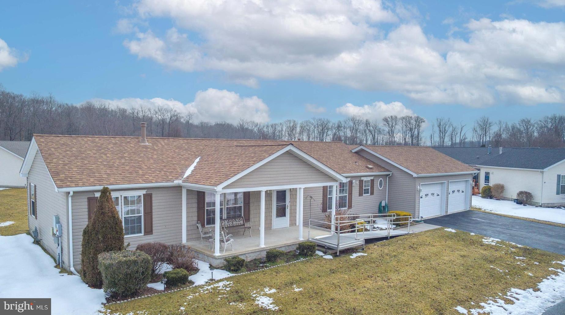 310 PERSIMMON CIRCLE W 310