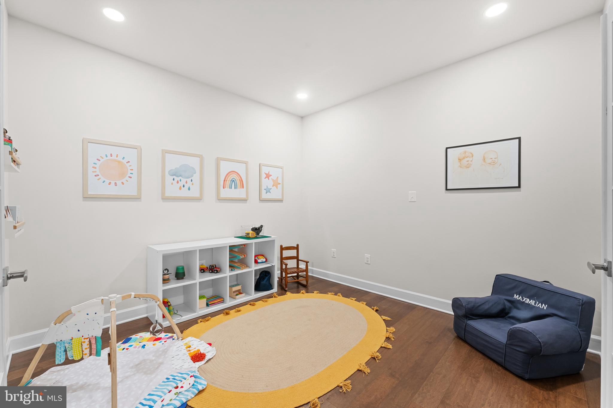 GREYSTONE - Residential