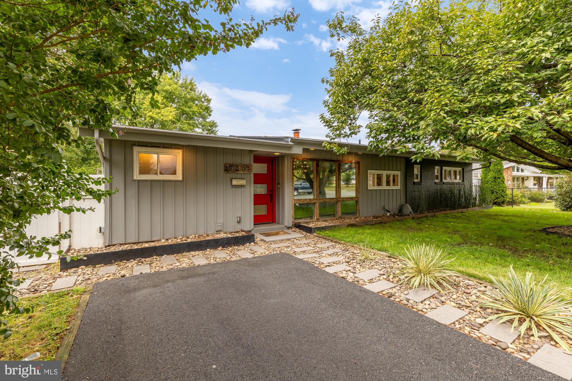 10402 GILMOURE DRIVE