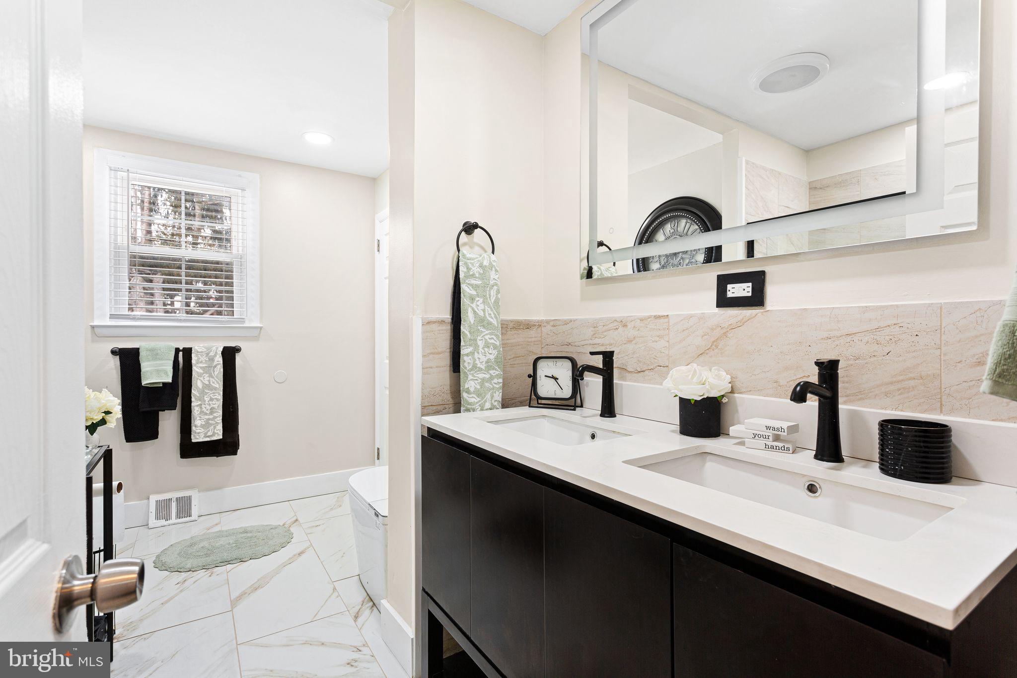 SOMERTON - Residential