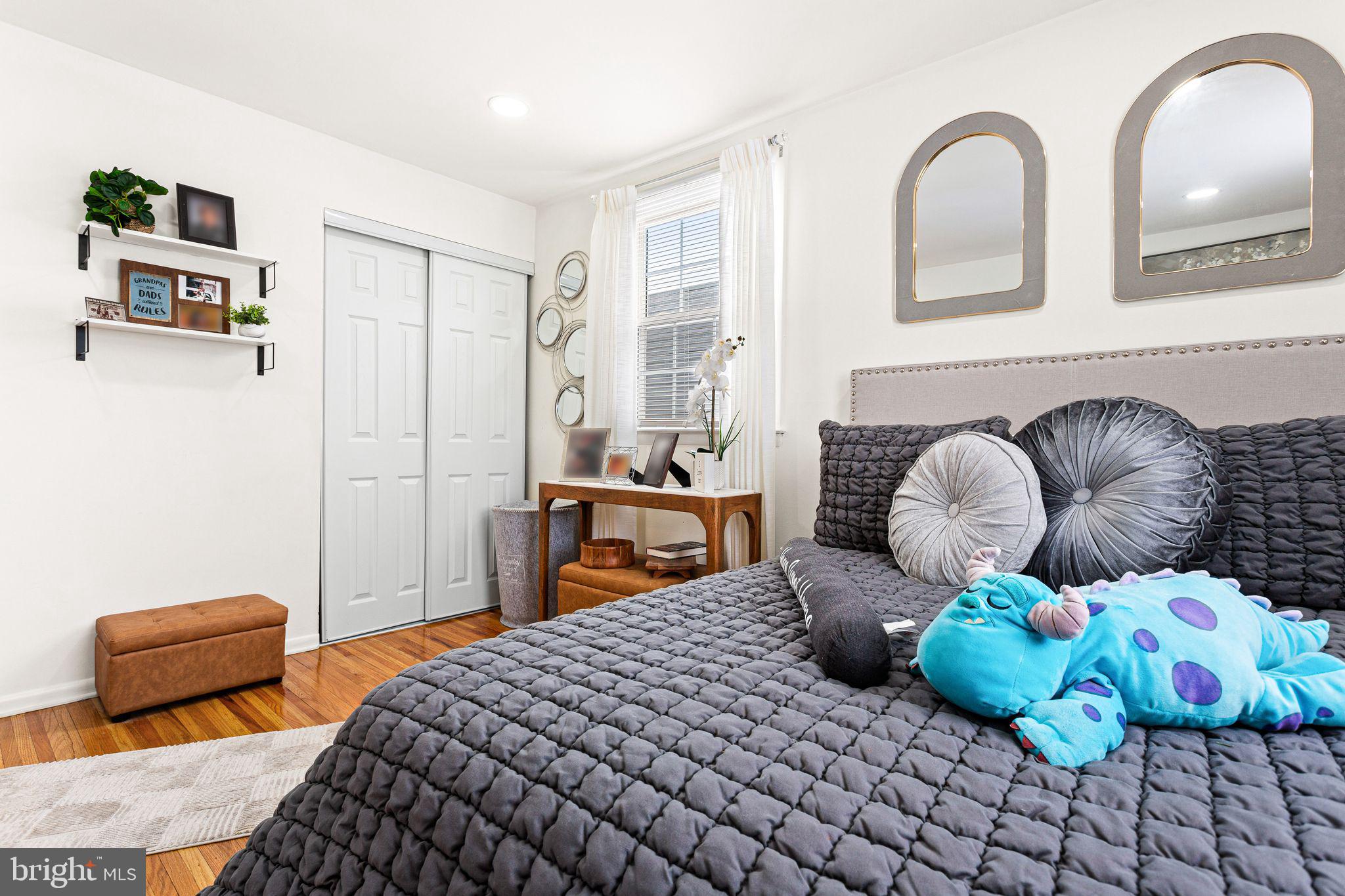 SOMERTON - Residential