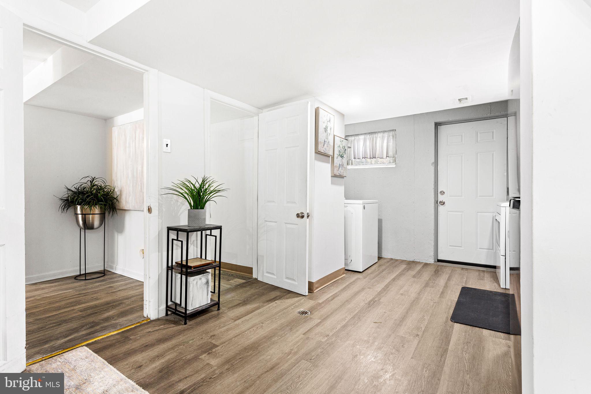 SOMERTON - Residential