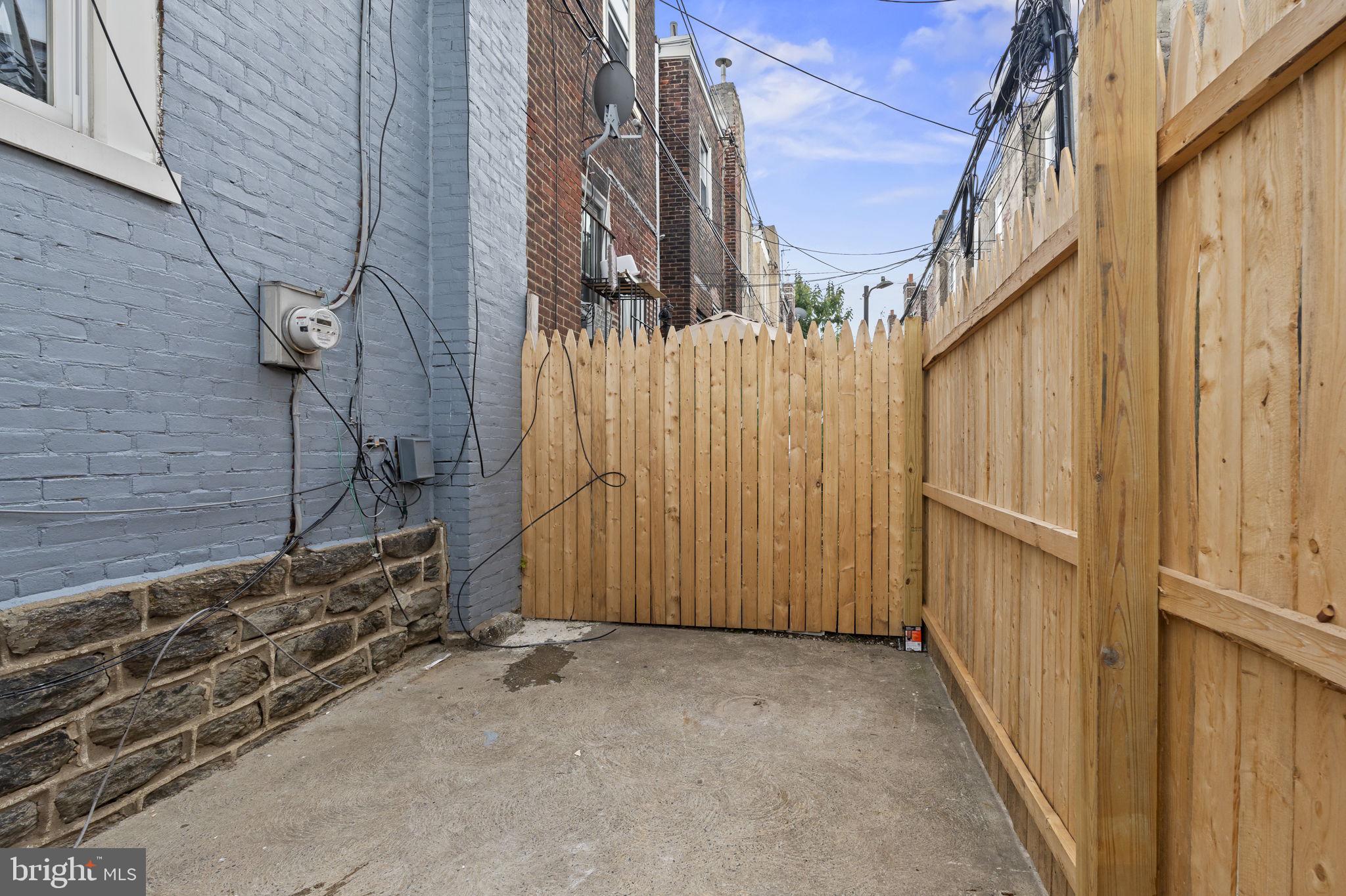 PHILADELPHIA (NORTH) - Residential